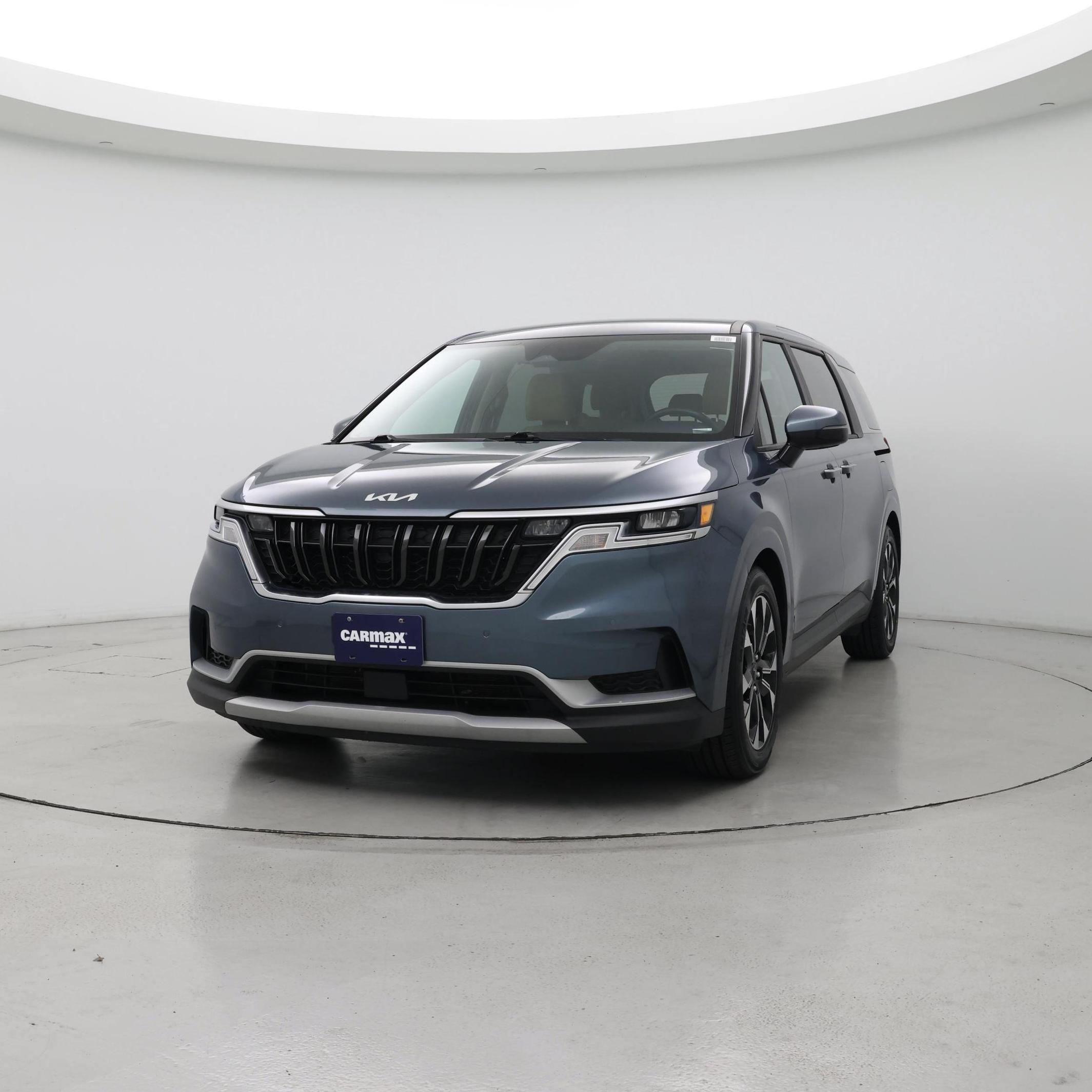 Thumbnail: 2022 Kia Carnival - 4
