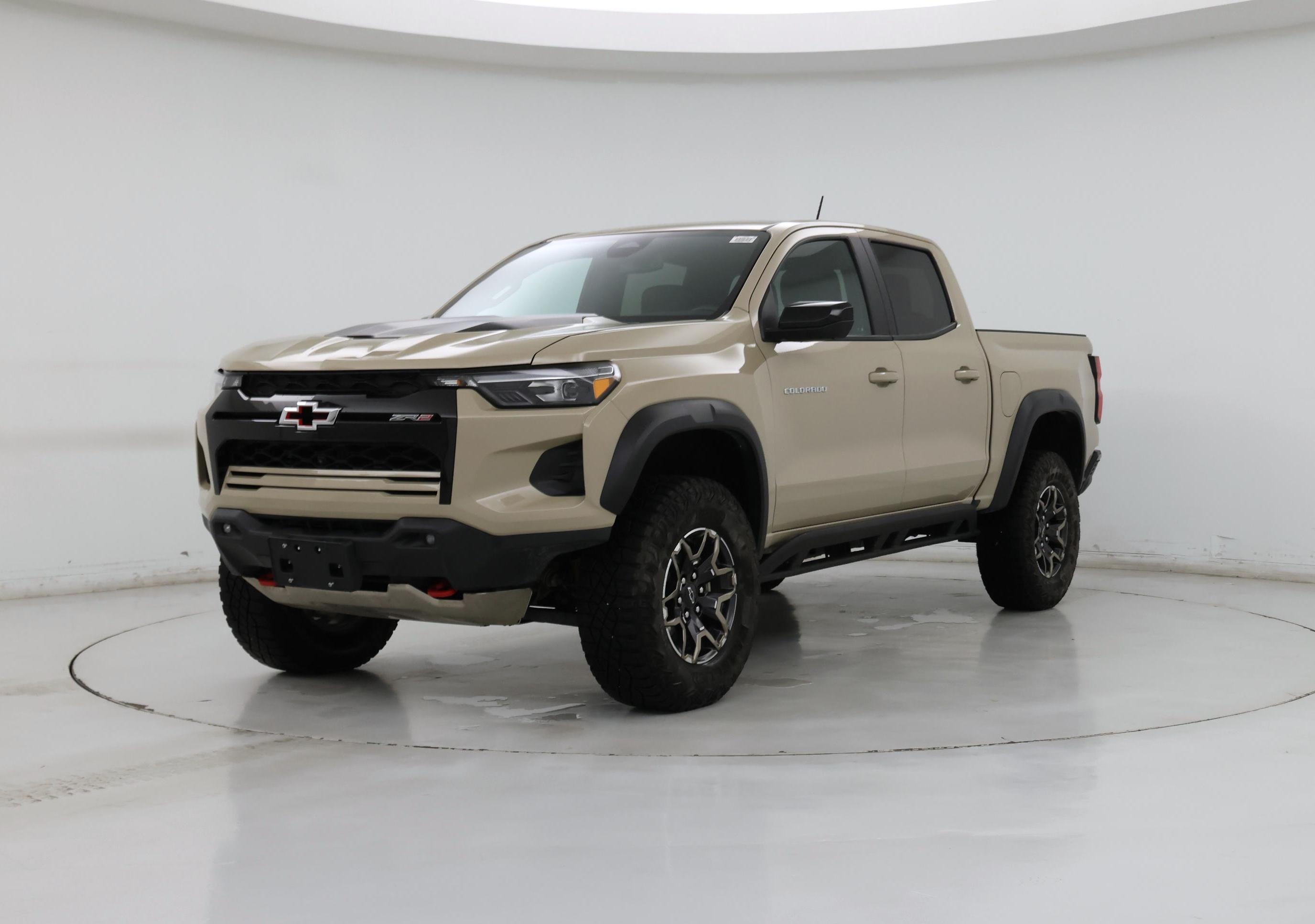 Thumbnail: 2023 Chevrolet Colorado - 4