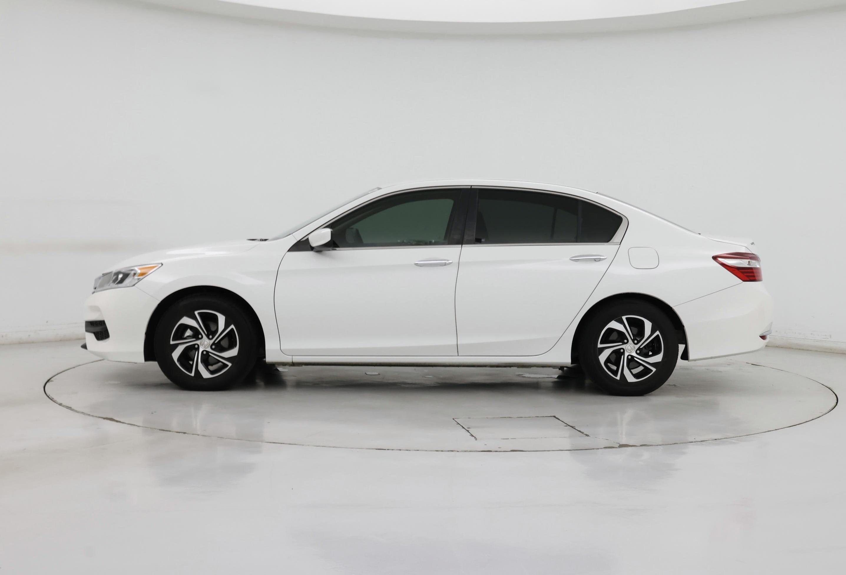 Thumbnail: 2017 Honda Accord - 3
