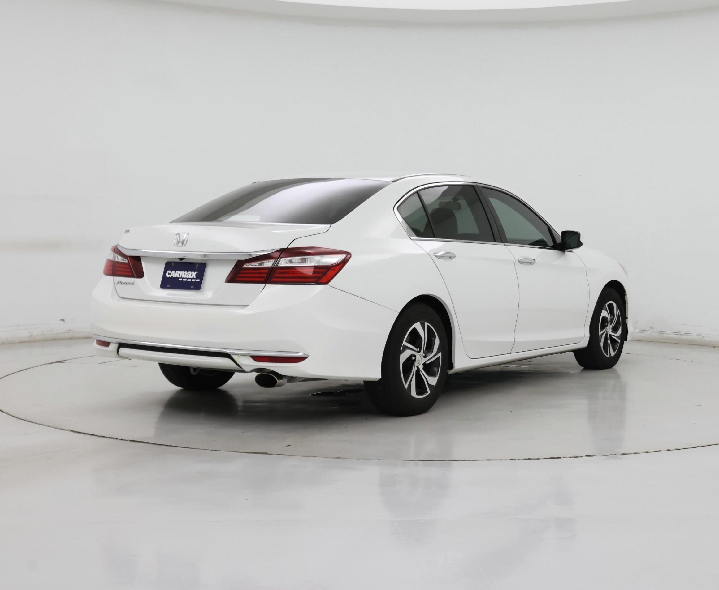 Thumbnail: 2017 Honda Accord - 8