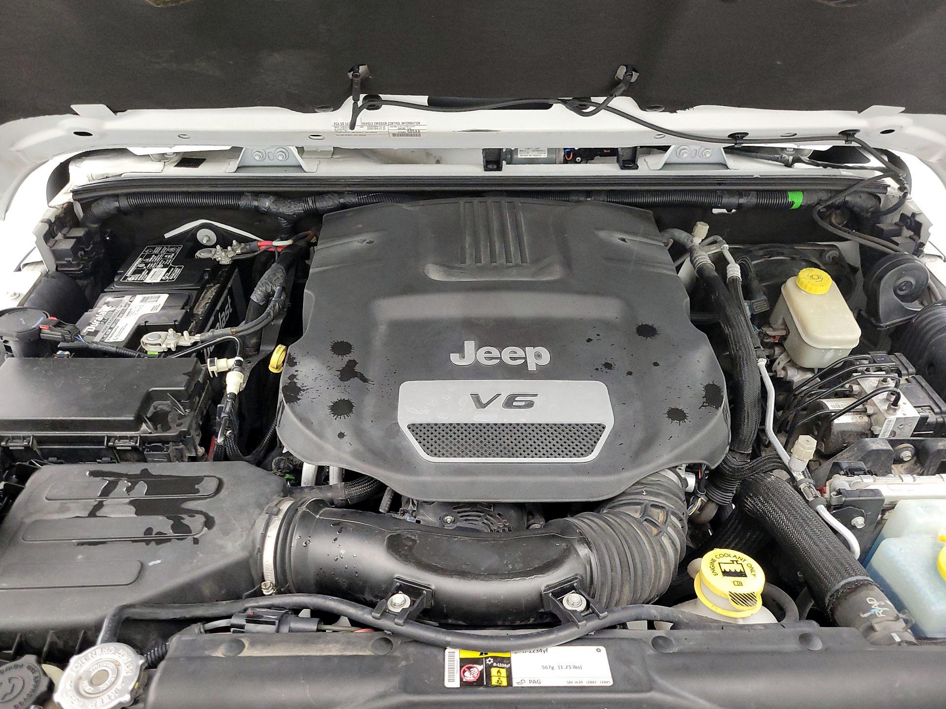 Thumbnail: 2016 Jeep Wrangler - 20