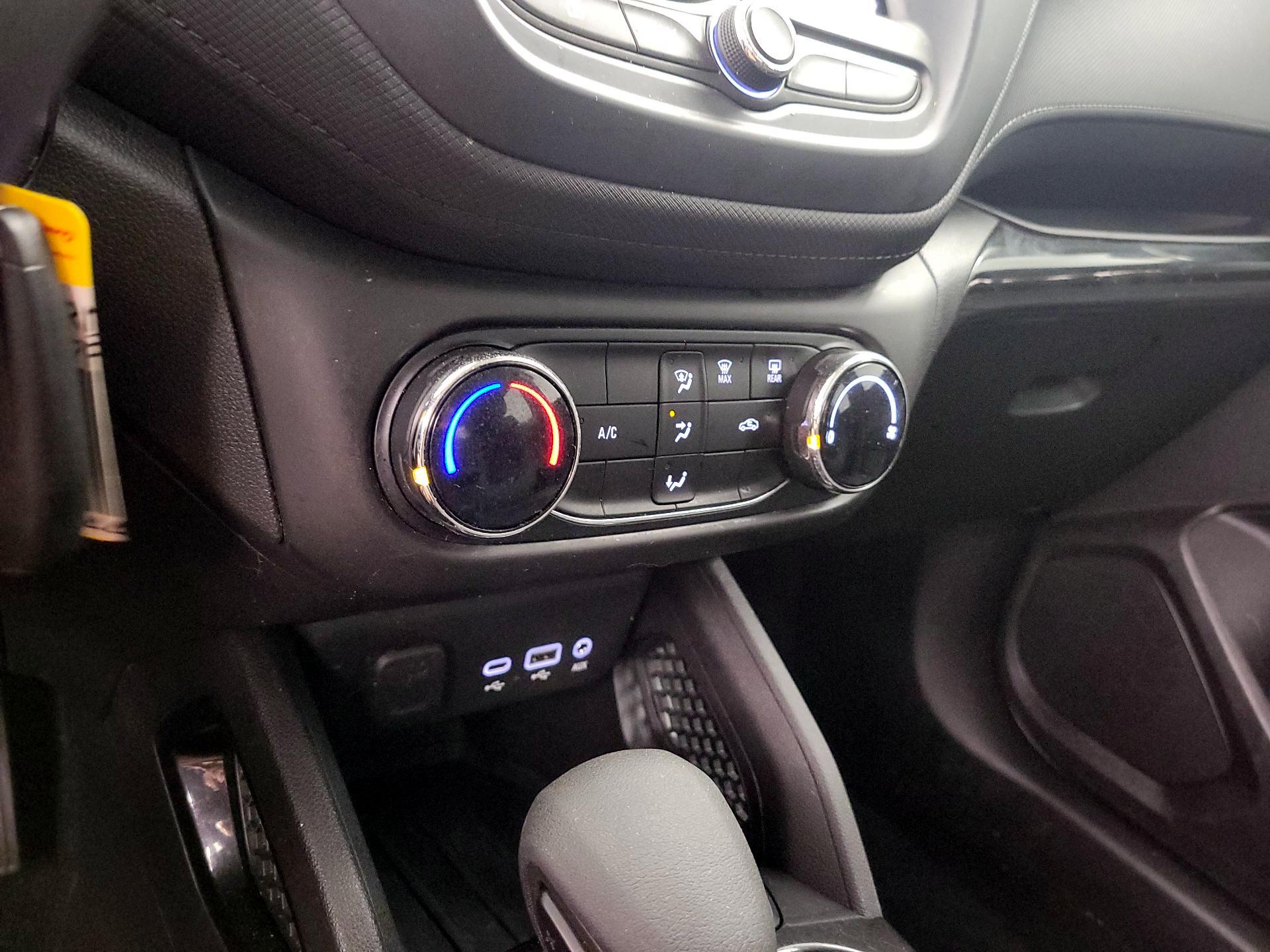 Thumbnail: 2023 Chevrolet TrailBlazer - 16
