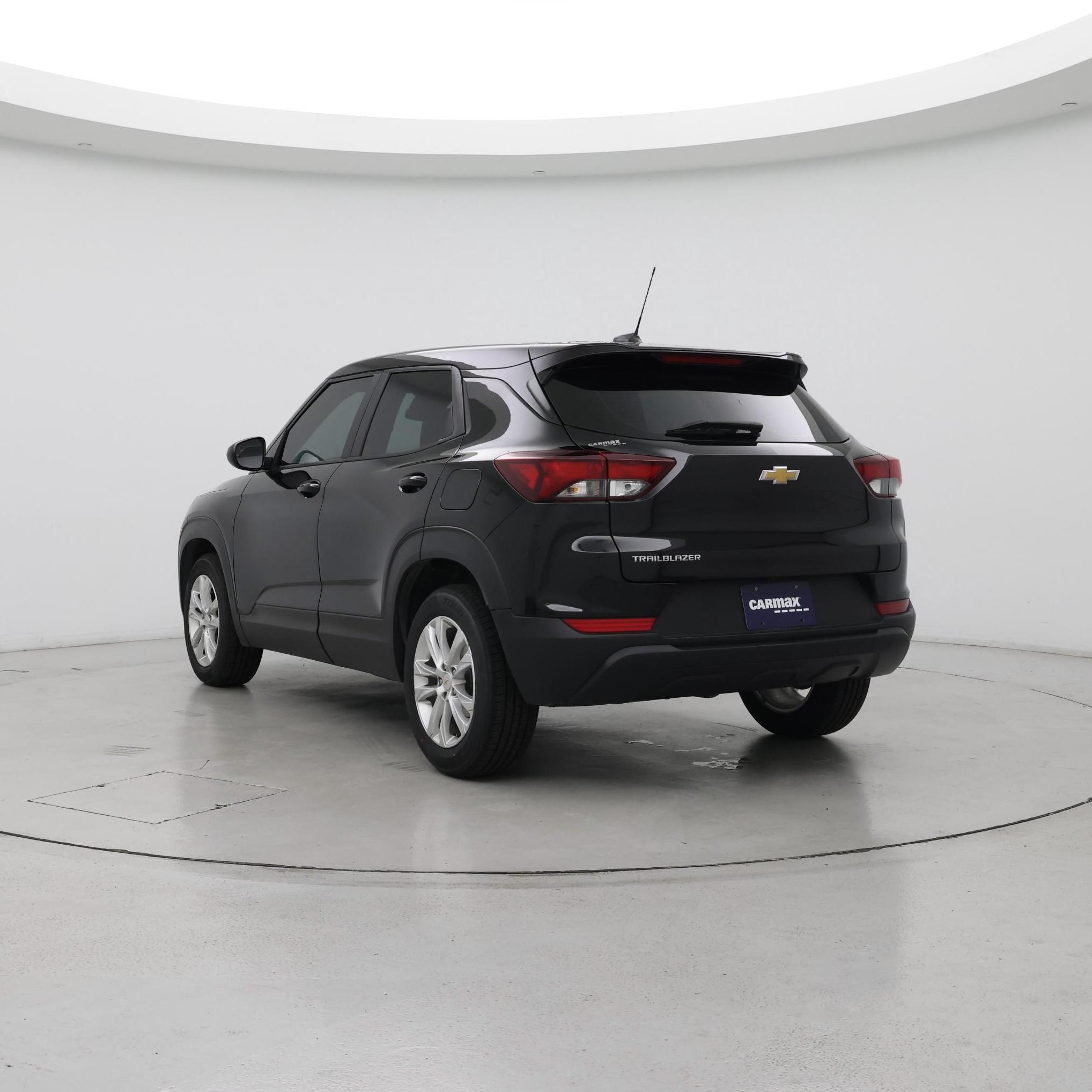 Thumbnail: 2023 Chevrolet TrailBlazer - 2