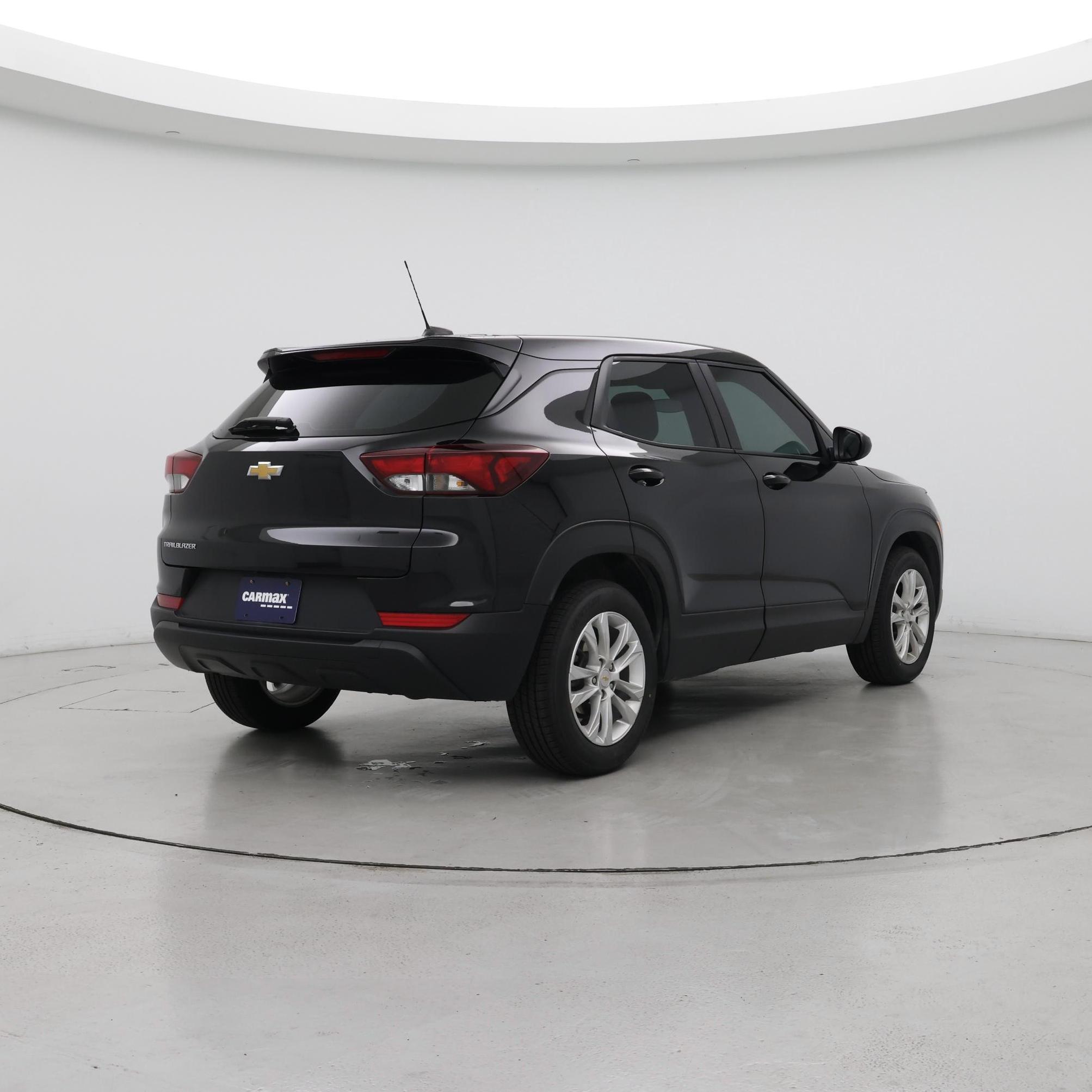 Thumbnail: 2023 Chevrolet TrailBlazer - 8