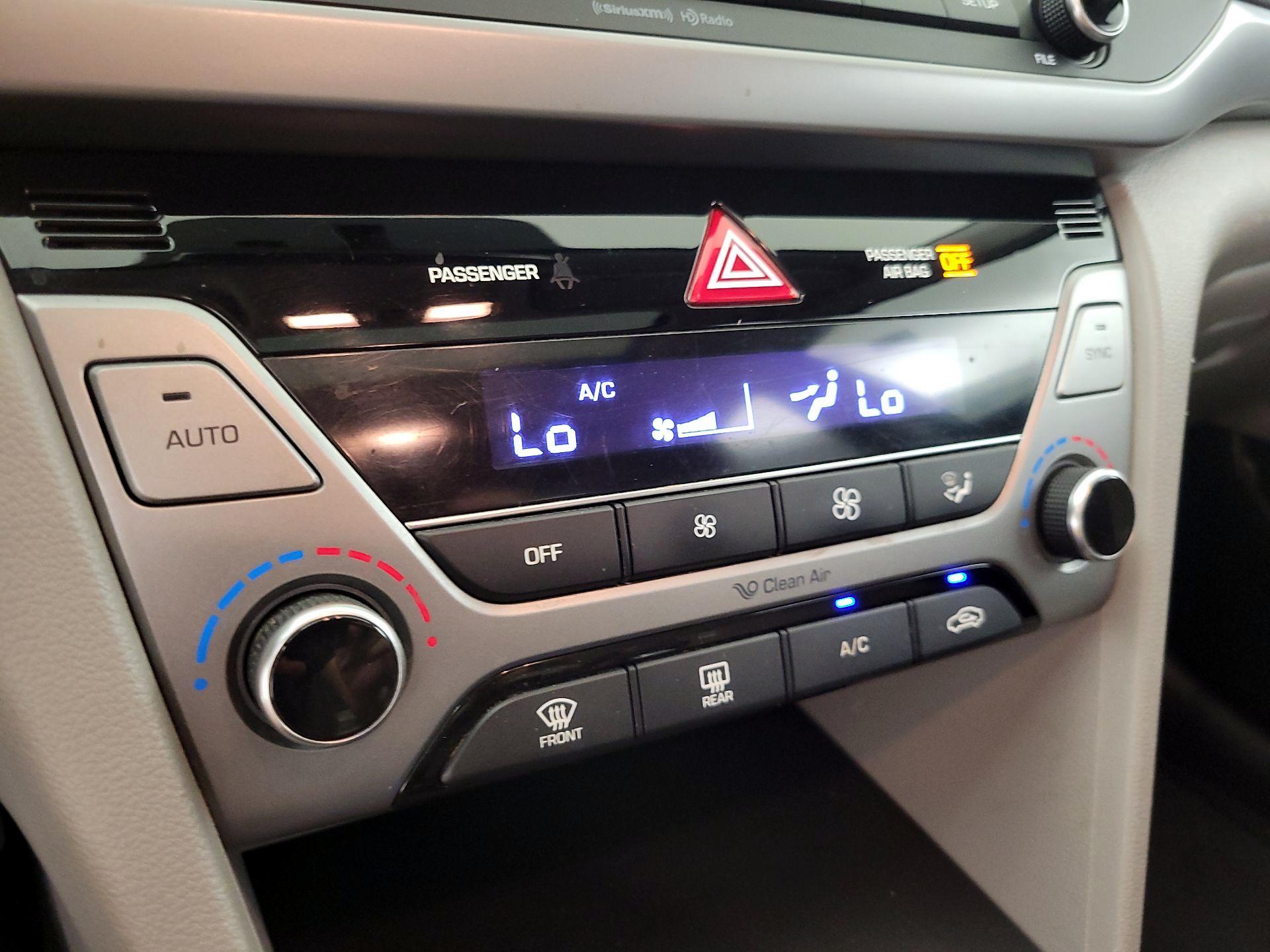 Thumbnail: 2018 Hyundai Elantra - 16