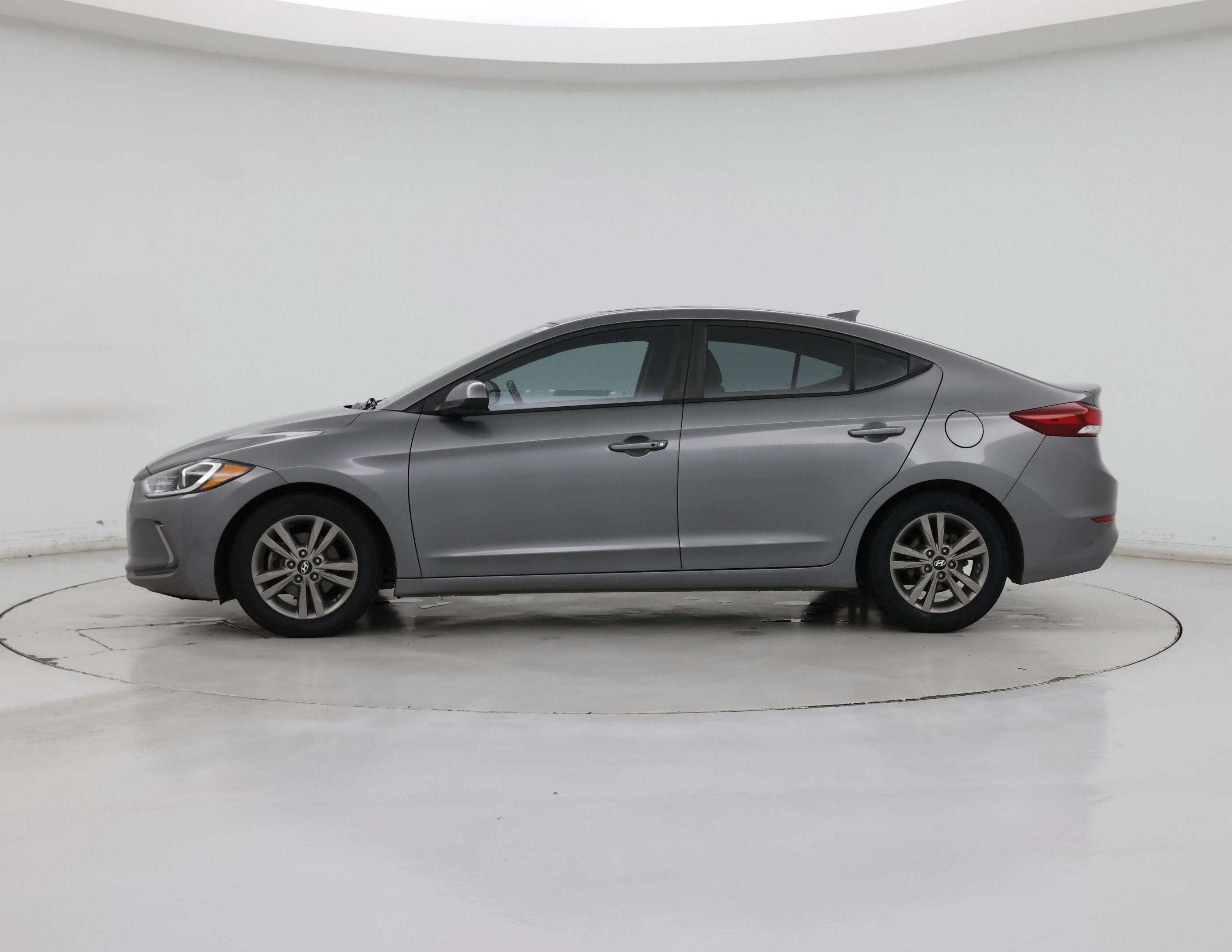 Thumbnail: 2018 Hyundai Elantra - 3