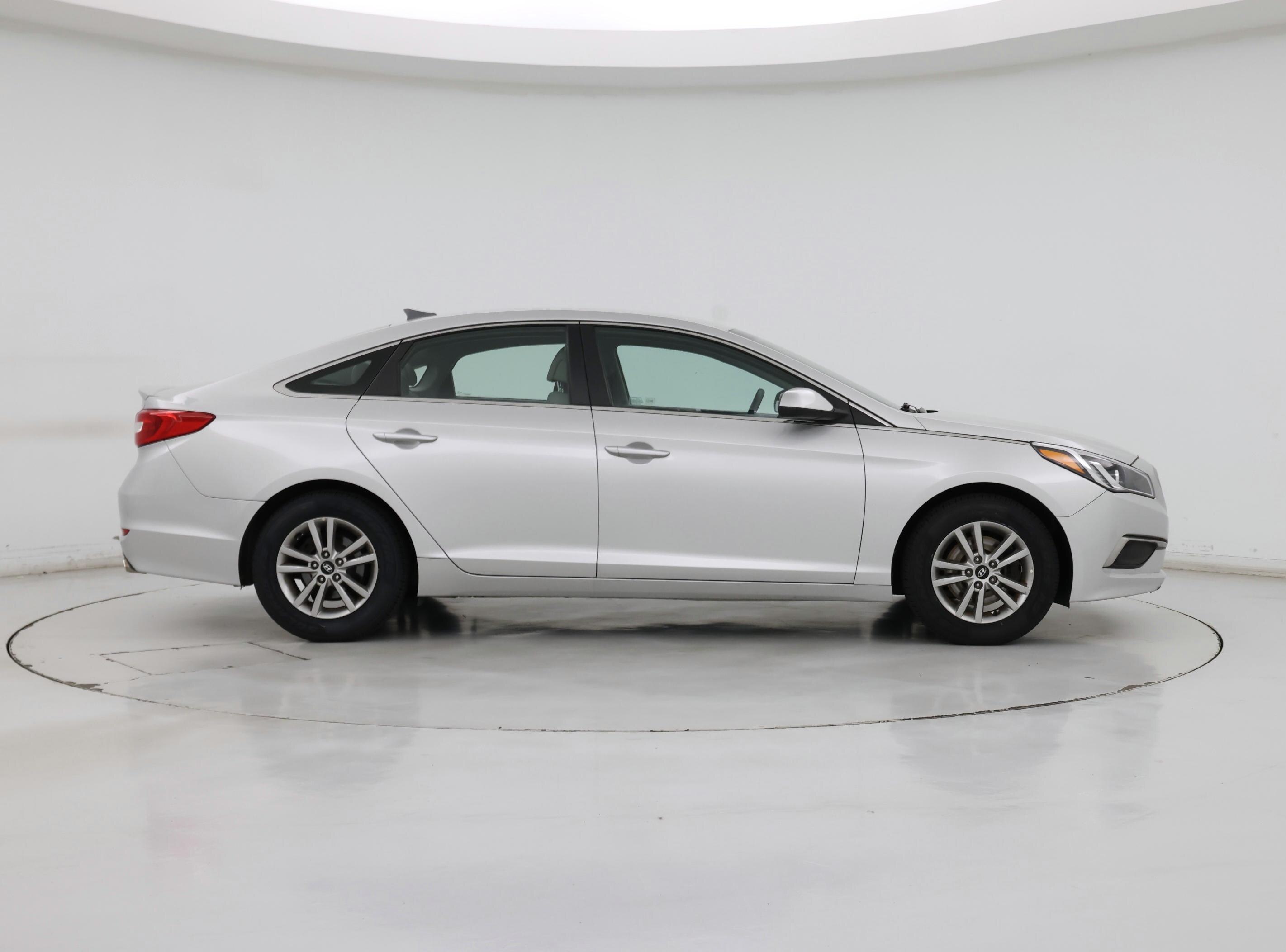 Thumbnail: 2017 Hyundai Sonata - 7