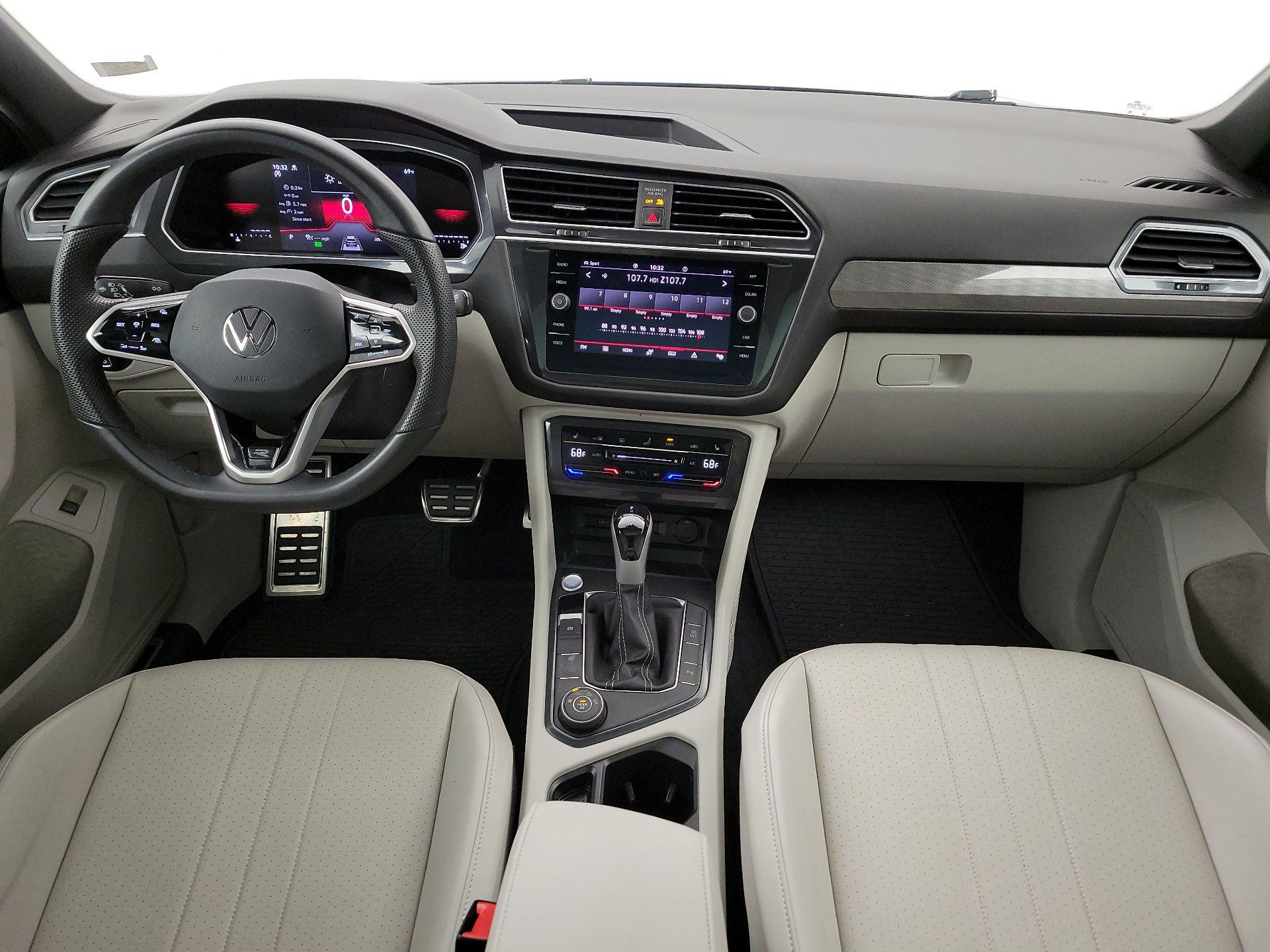 Thumbnail: 2024 Volkswagen Tiguan - 9