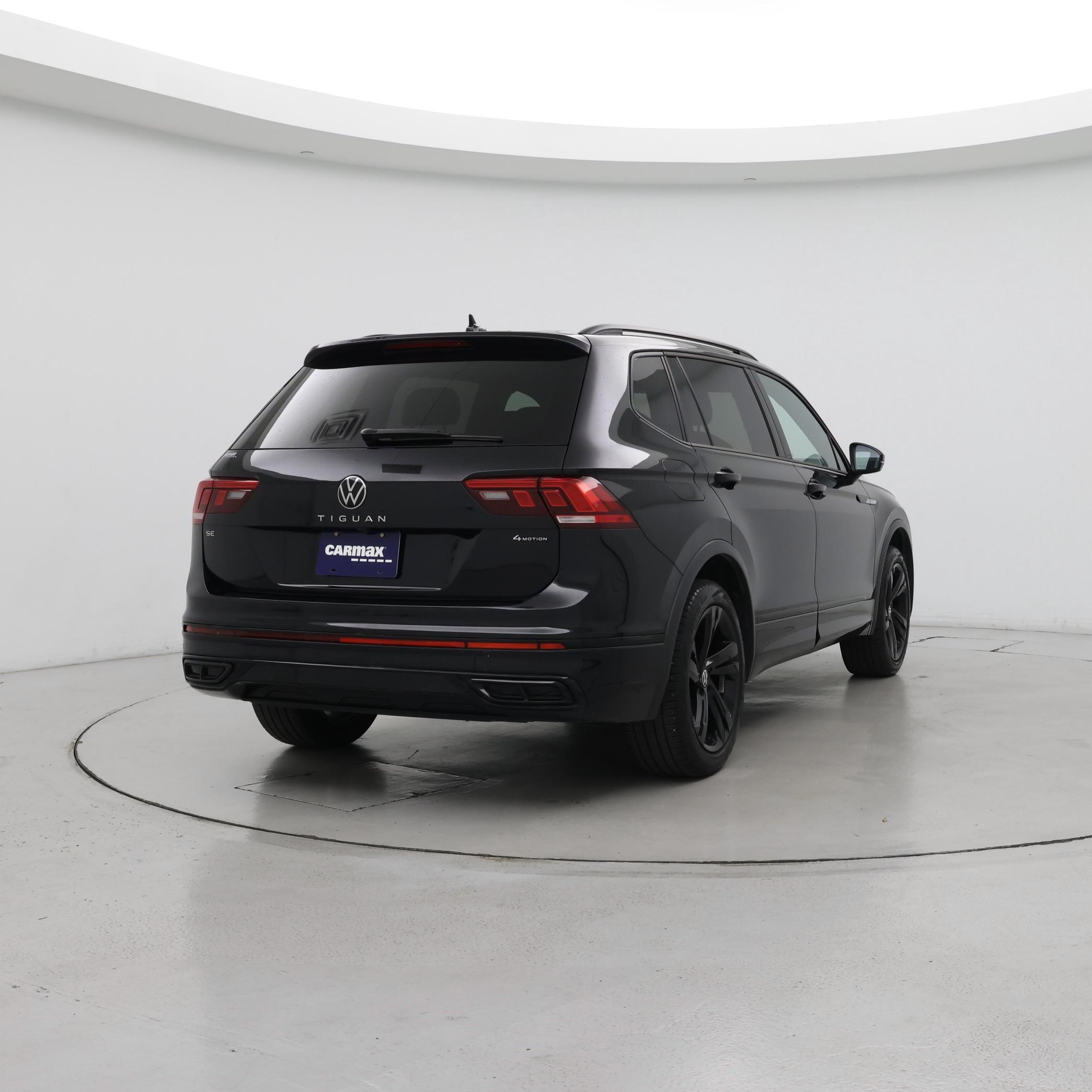Thumbnail: 2024 Volkswagen Tiguan - 8