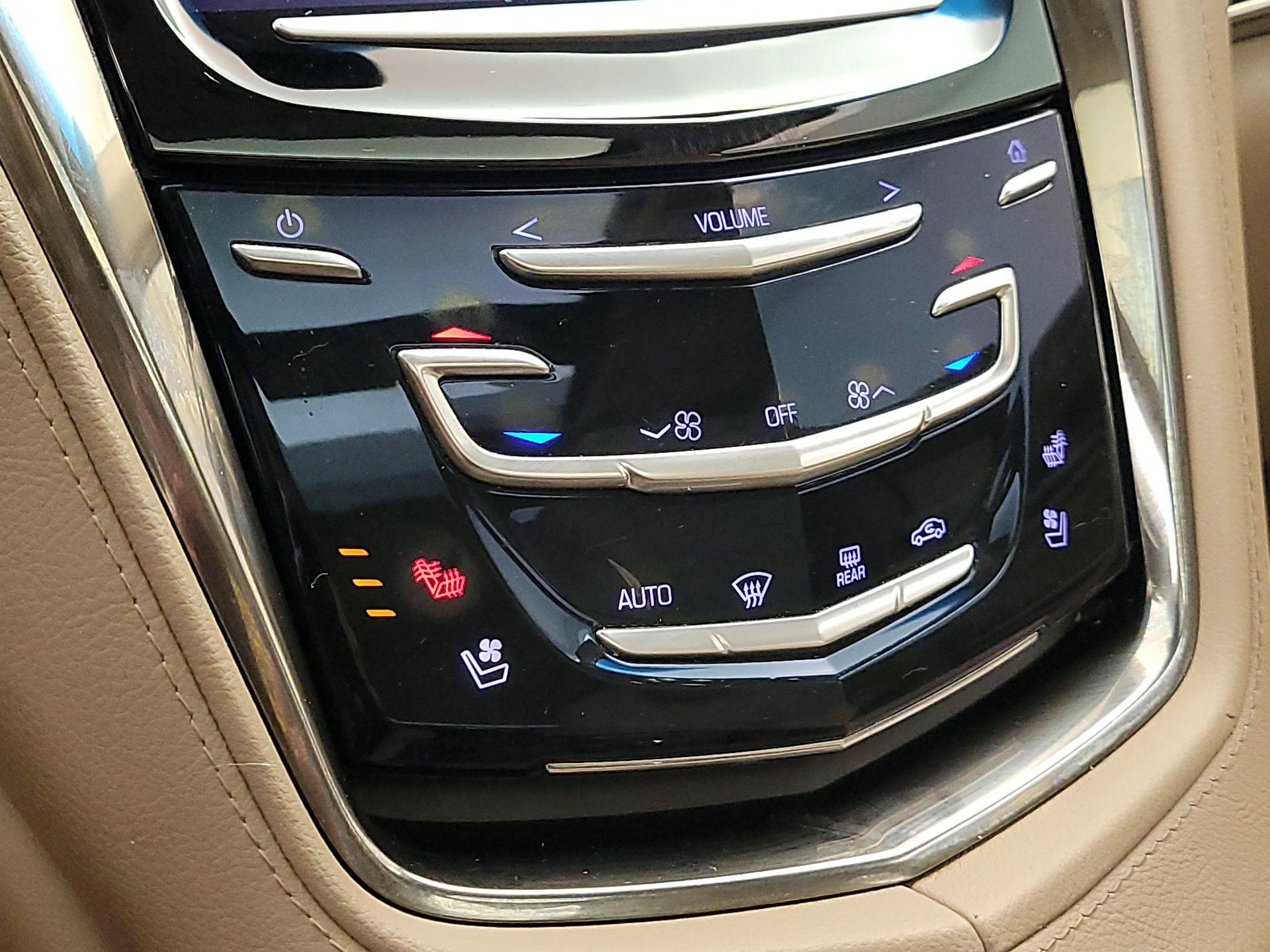 Thumbnail: 2015 Cadillac CTS - 17