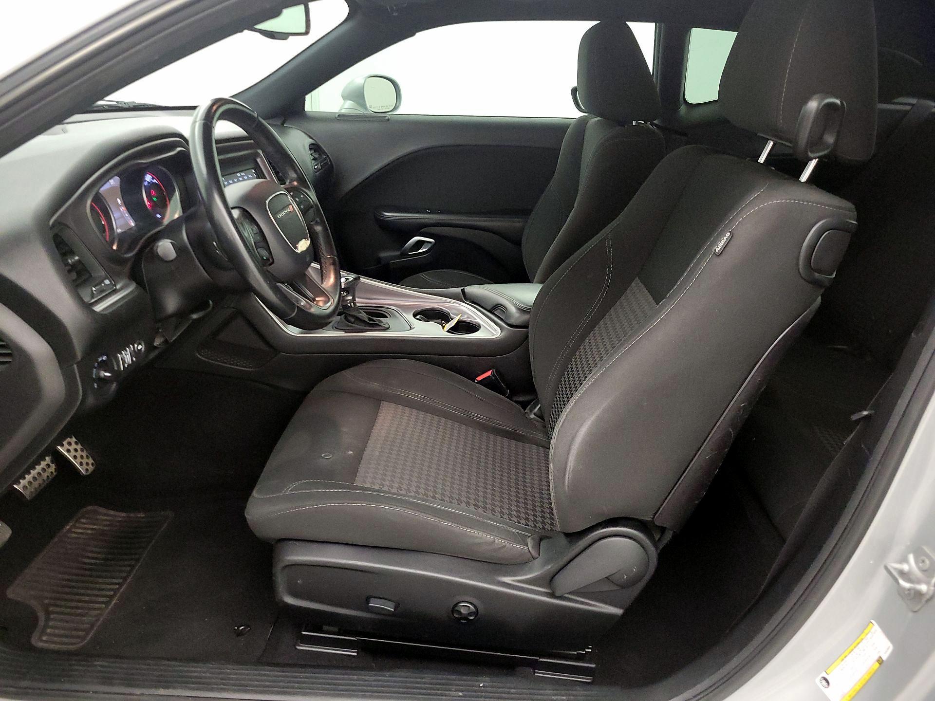 Thumbnail: 2019 Dodge Challenger - 11