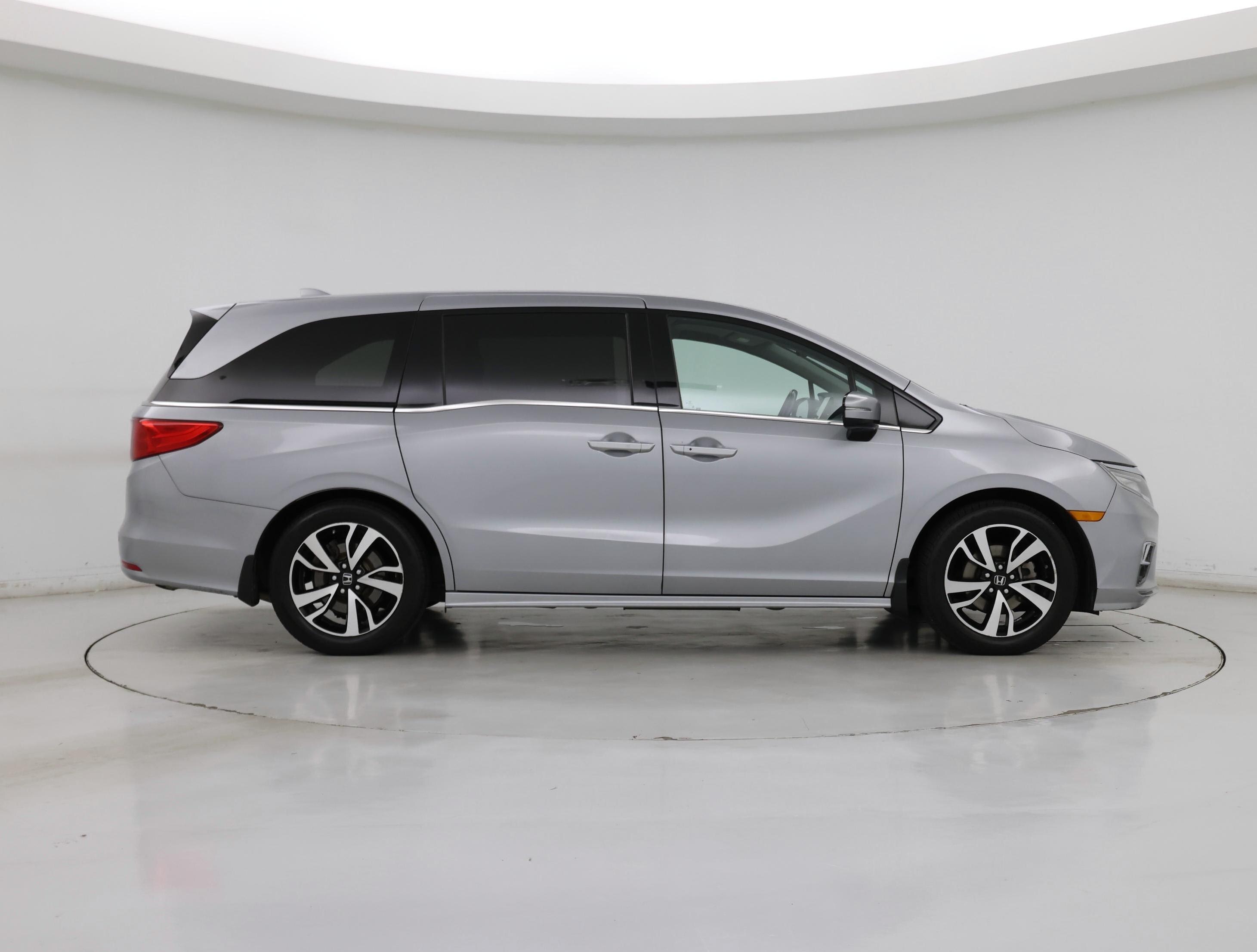 Thumbnail: 2018 Honda Odyssey - 7