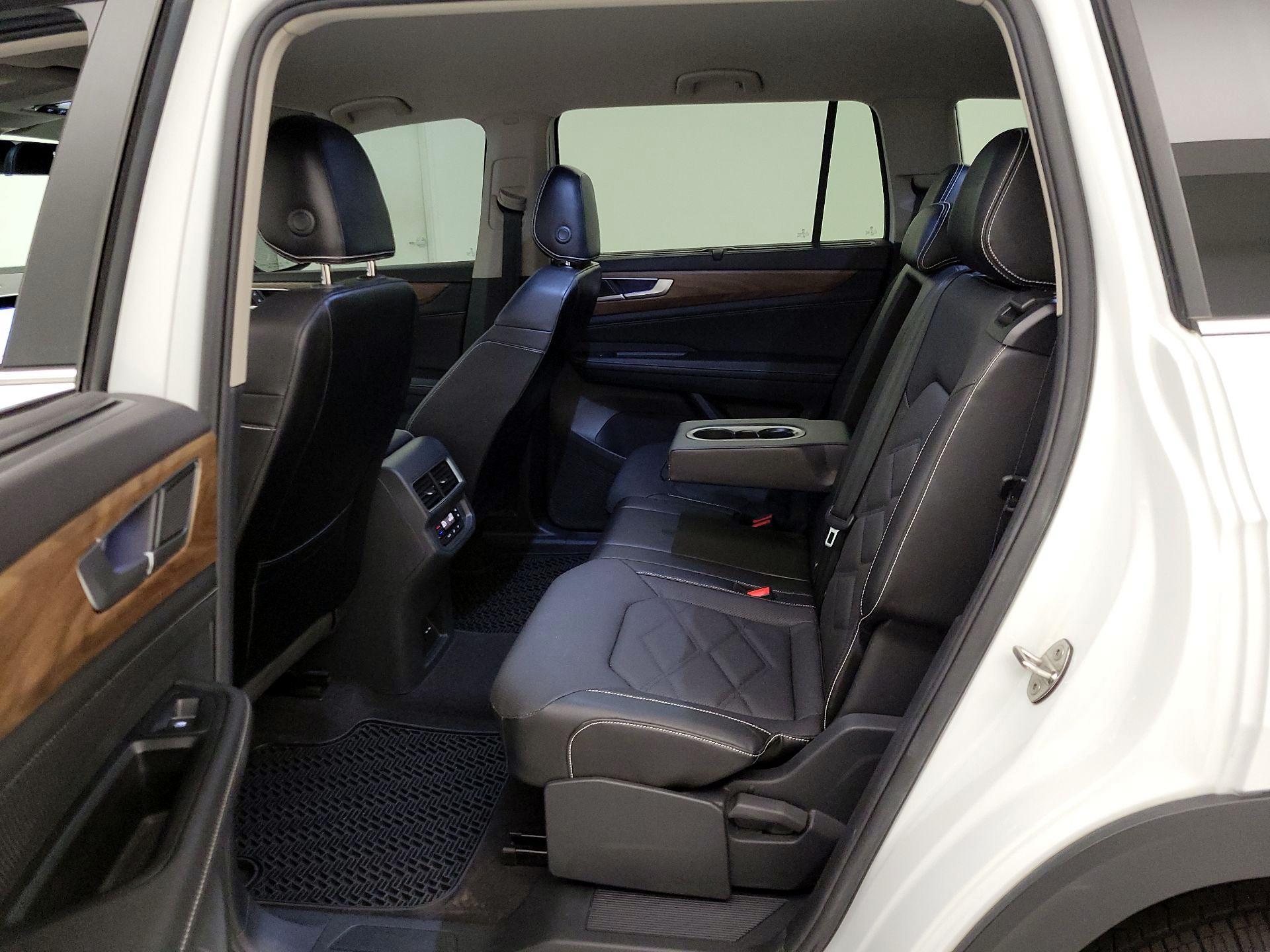 Thumbnail: 2024 Volkswagen Atlas - 19