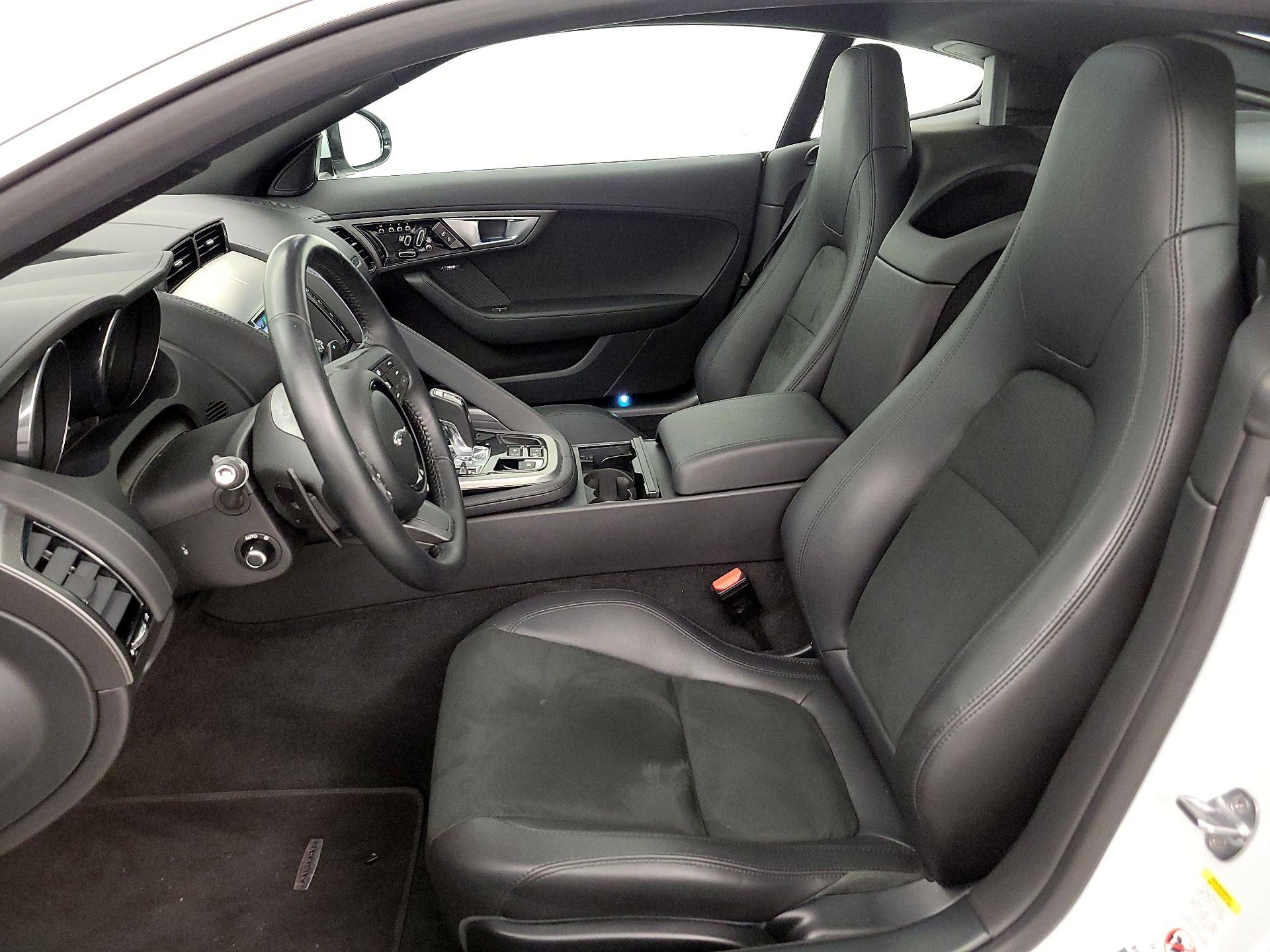 Thumbnail: 2016 Jaguar F-Type - 11