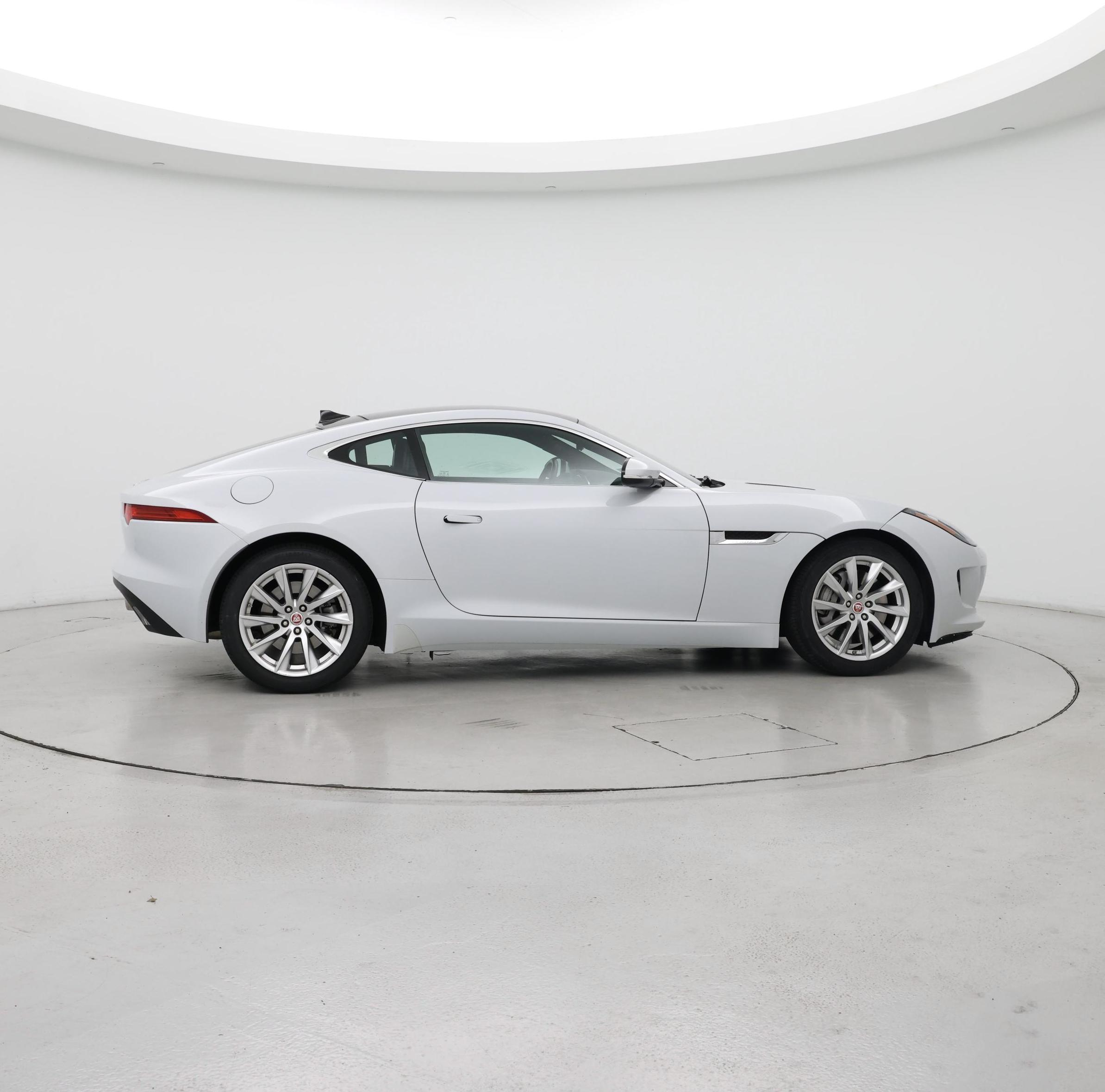 Thumbnail: 2016 Jaguar F-Type - 7