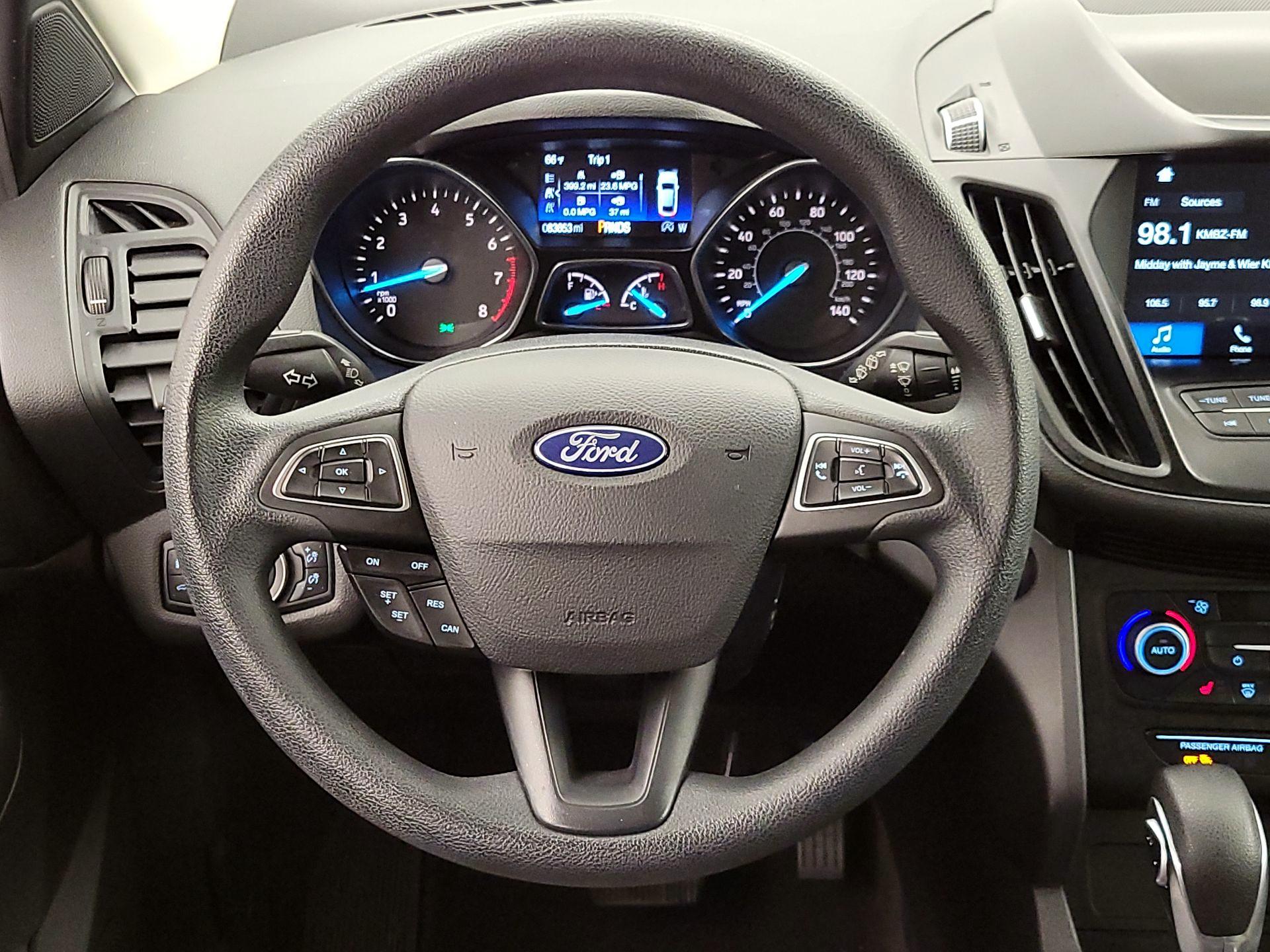 Thumbnail: 2019 Ford Escape - 10