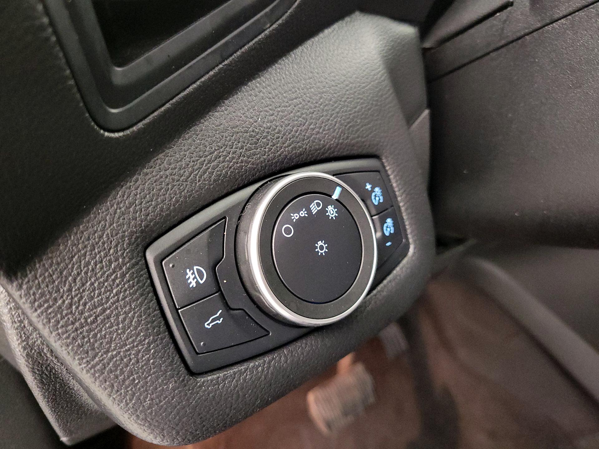 Thumbnail: 2019 Ford Escape - 13