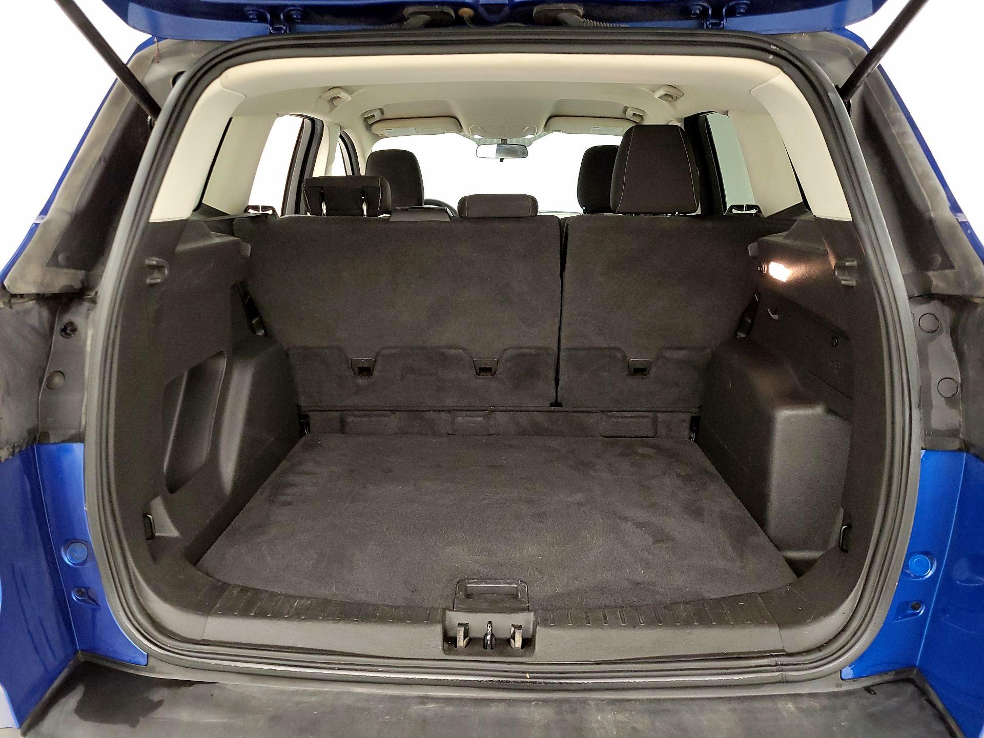 Thumbnail: 2019 Ford Escape - 20
