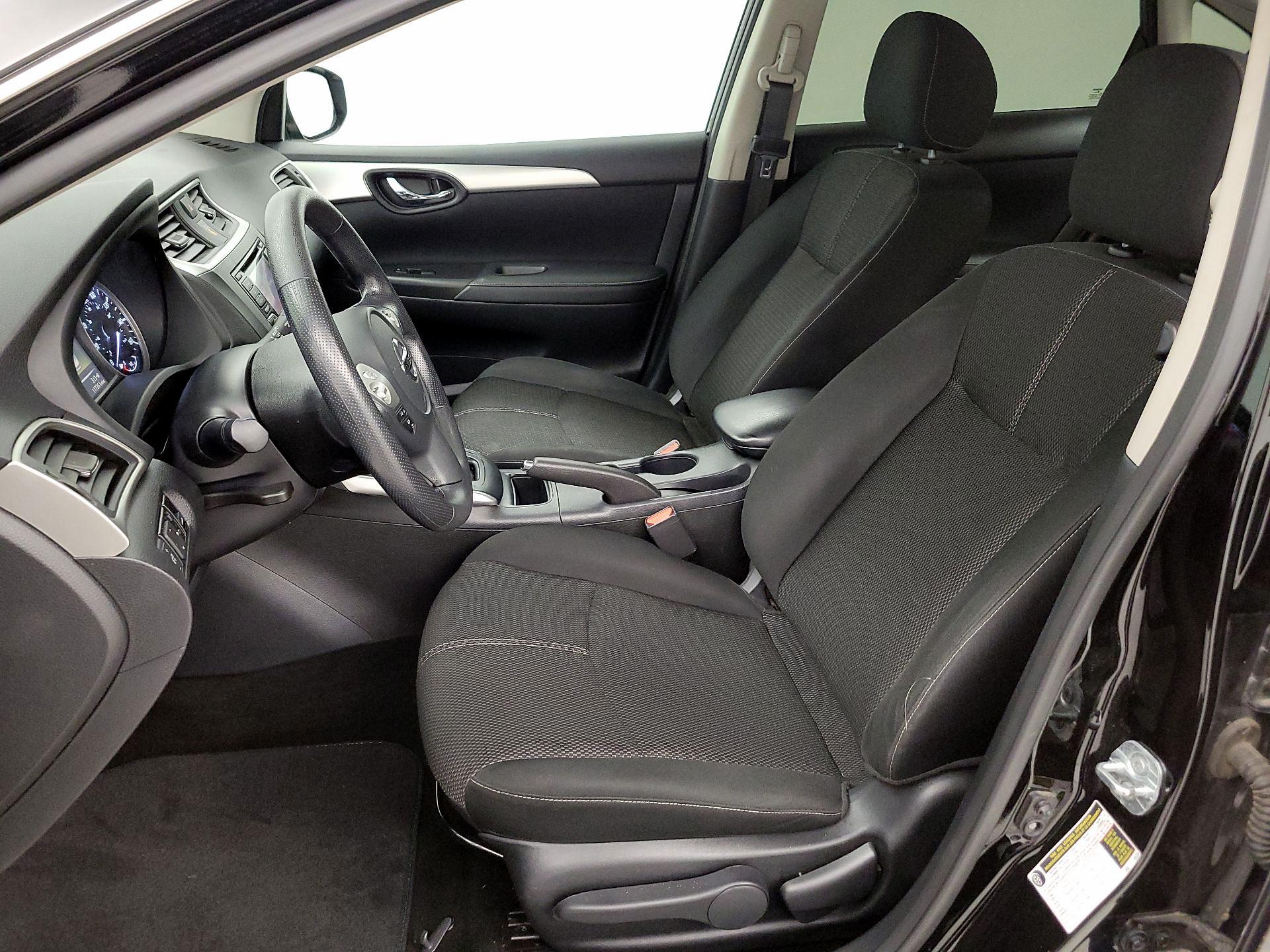 Thumbnail: 2018 Nissan Sentra - 11