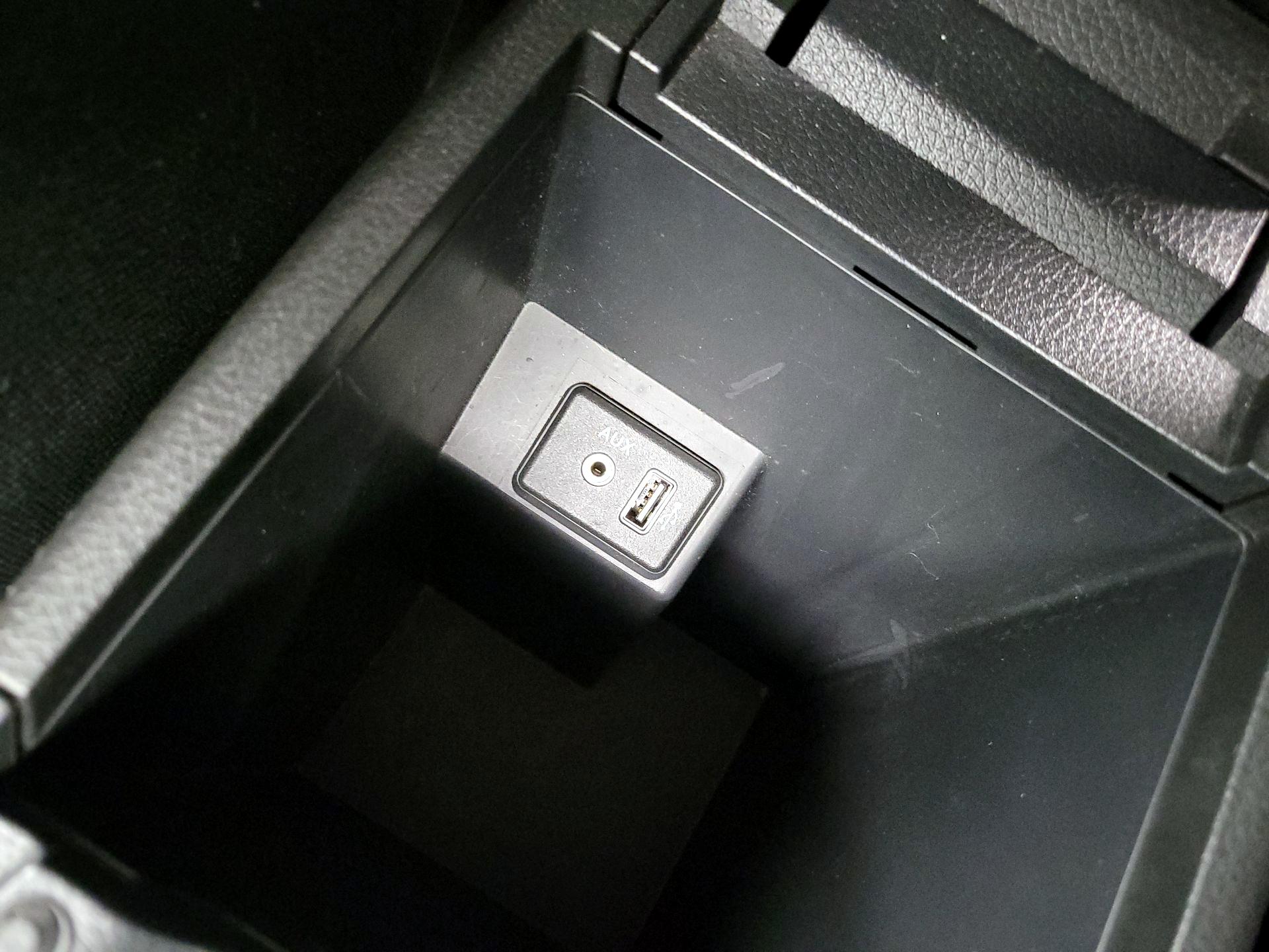 Thumbnail: 2018 Nissan Sentra - 18