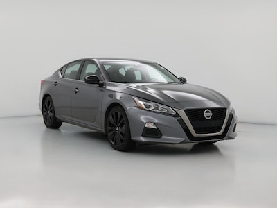 Gray 2022 Nissan Altima SR