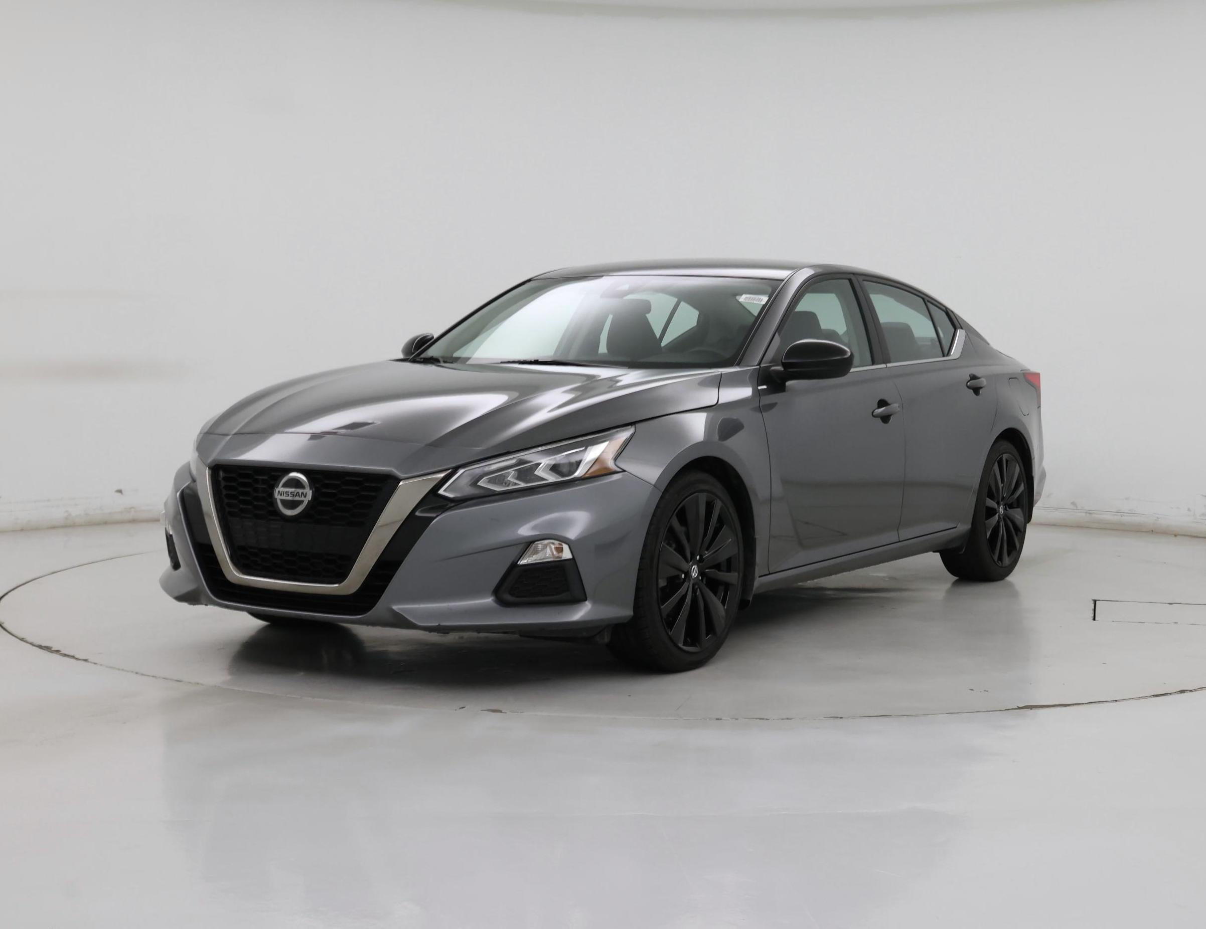 Thumbnail: 2022 Nissan Altima - 4