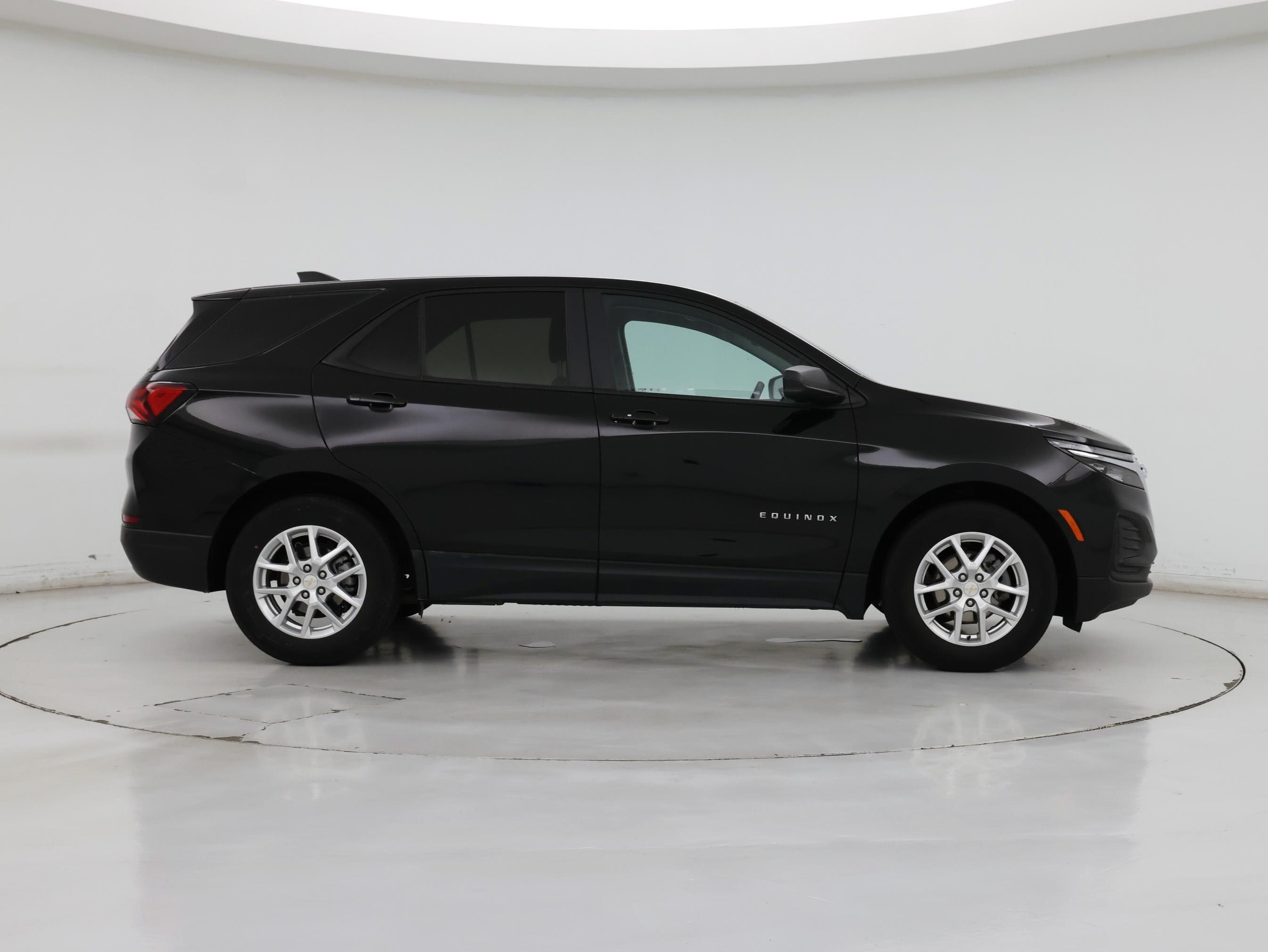 Thumbnail: 2023 Chevrolet Equinox - 7