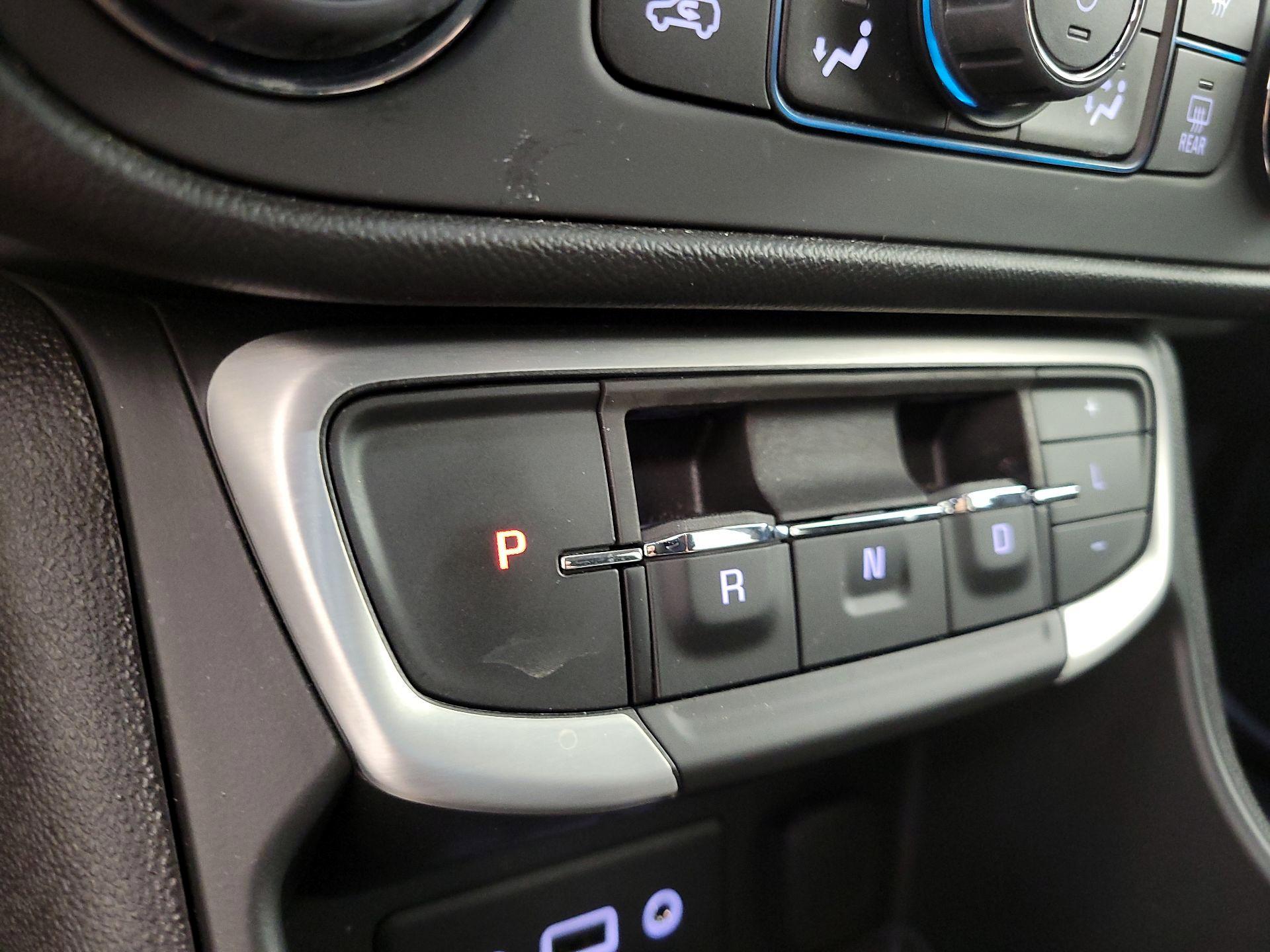 Thumbnail: 2022 GMC Terrain - 17