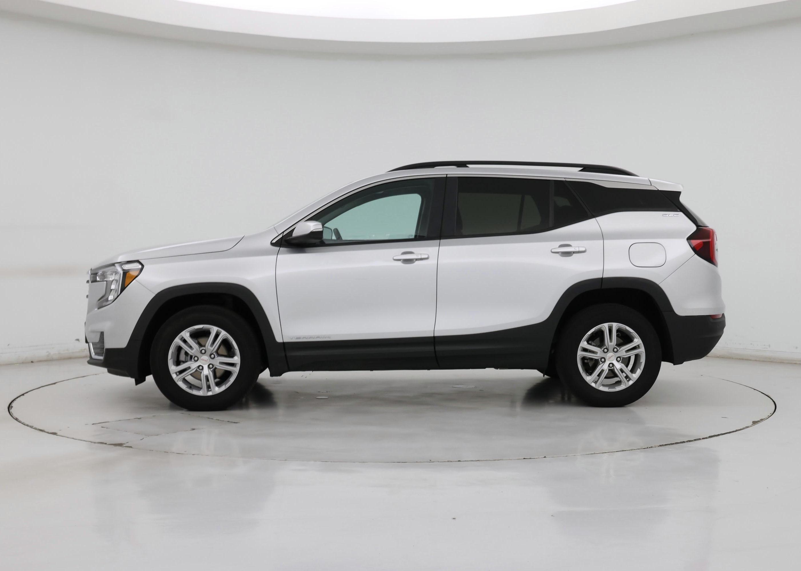 Thumbnail: 2022 GMC Terrain - 3