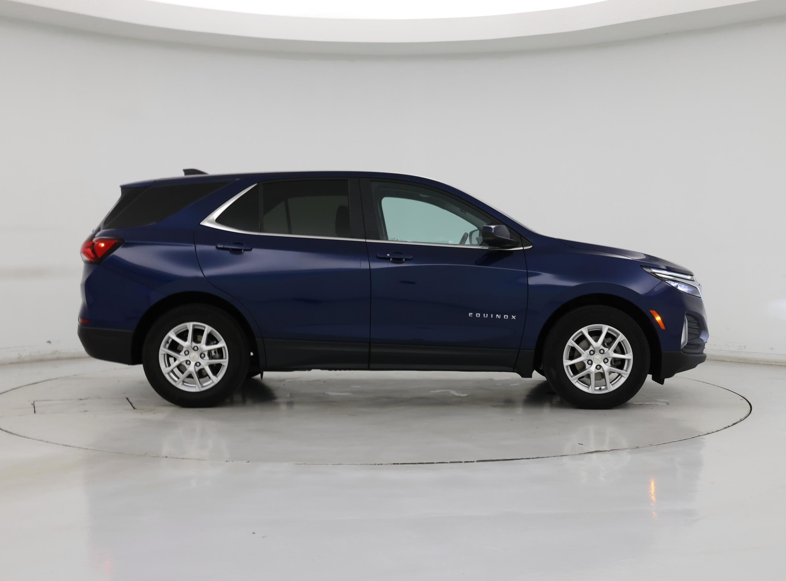 Thumbnail: 2023 Chevrolet Equinox - 7