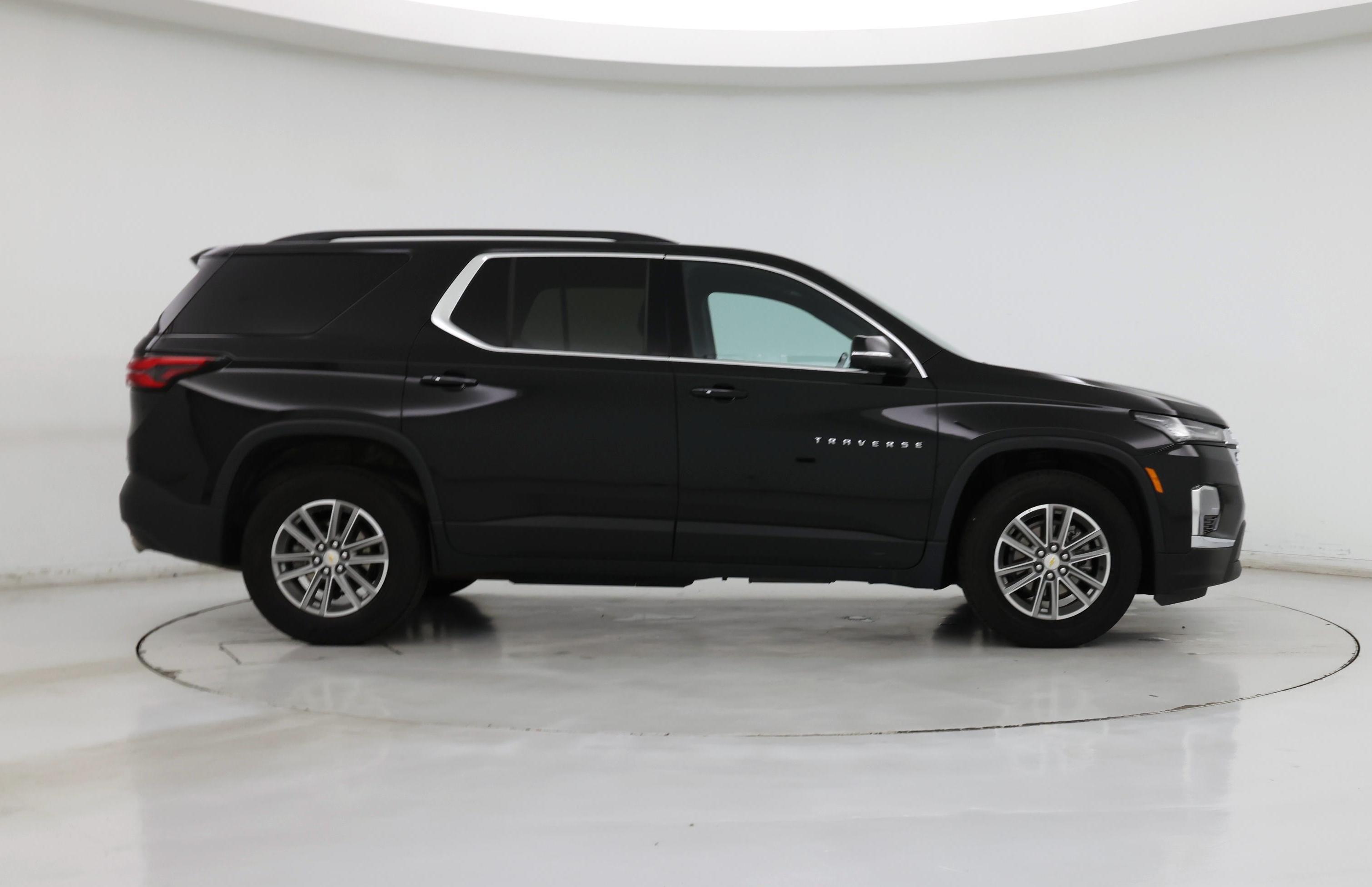 Thumbnail: 2023 Chevrolet Traverse - 7