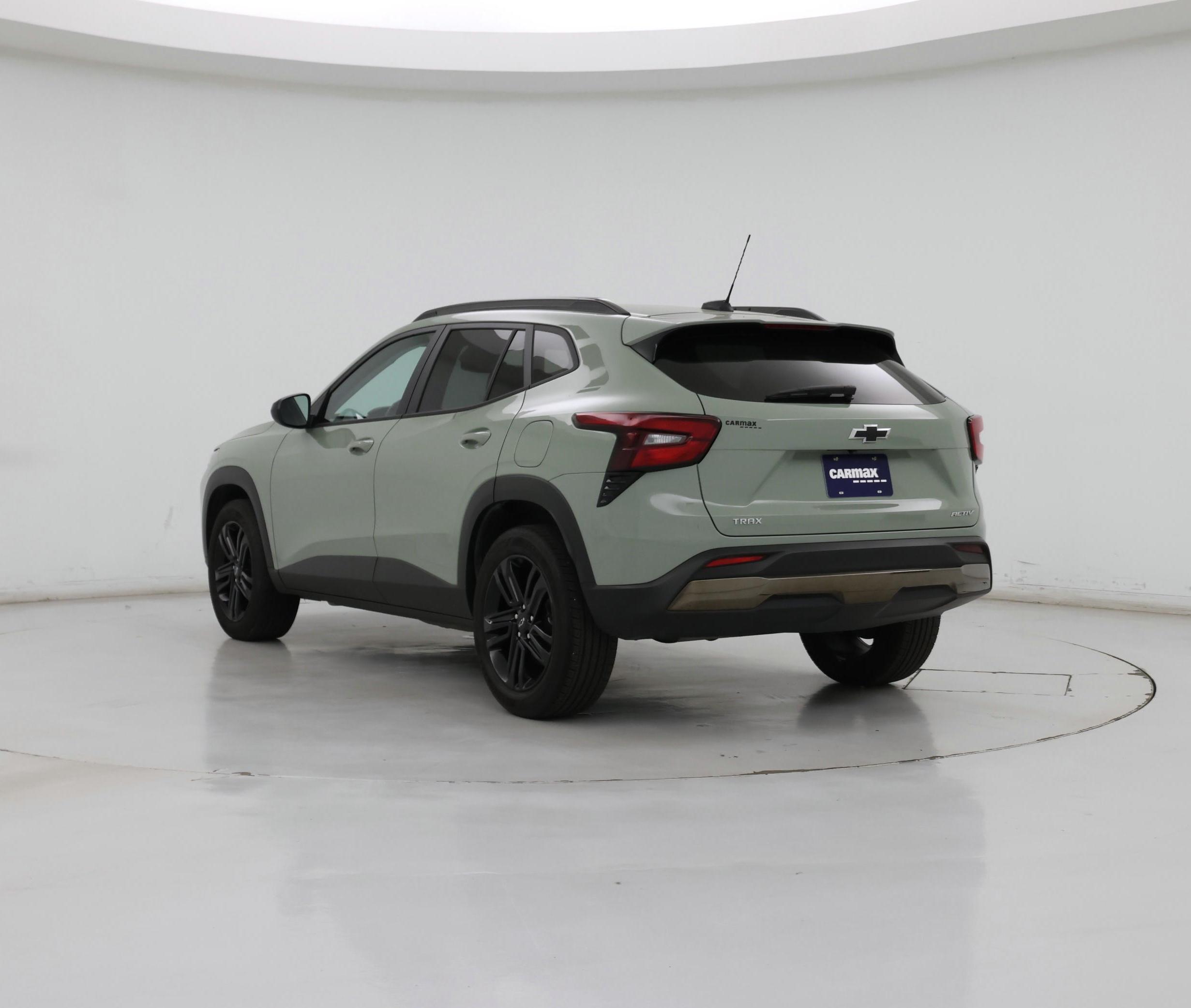 Thumbnail: 2024 Chevrolet Trax - 2