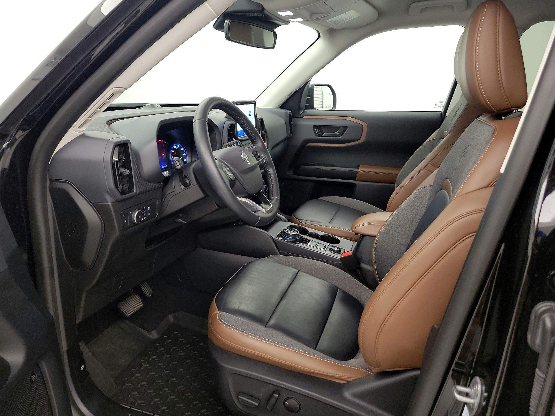 Thumbnail: 2022 Ford Bronco Sport - 11