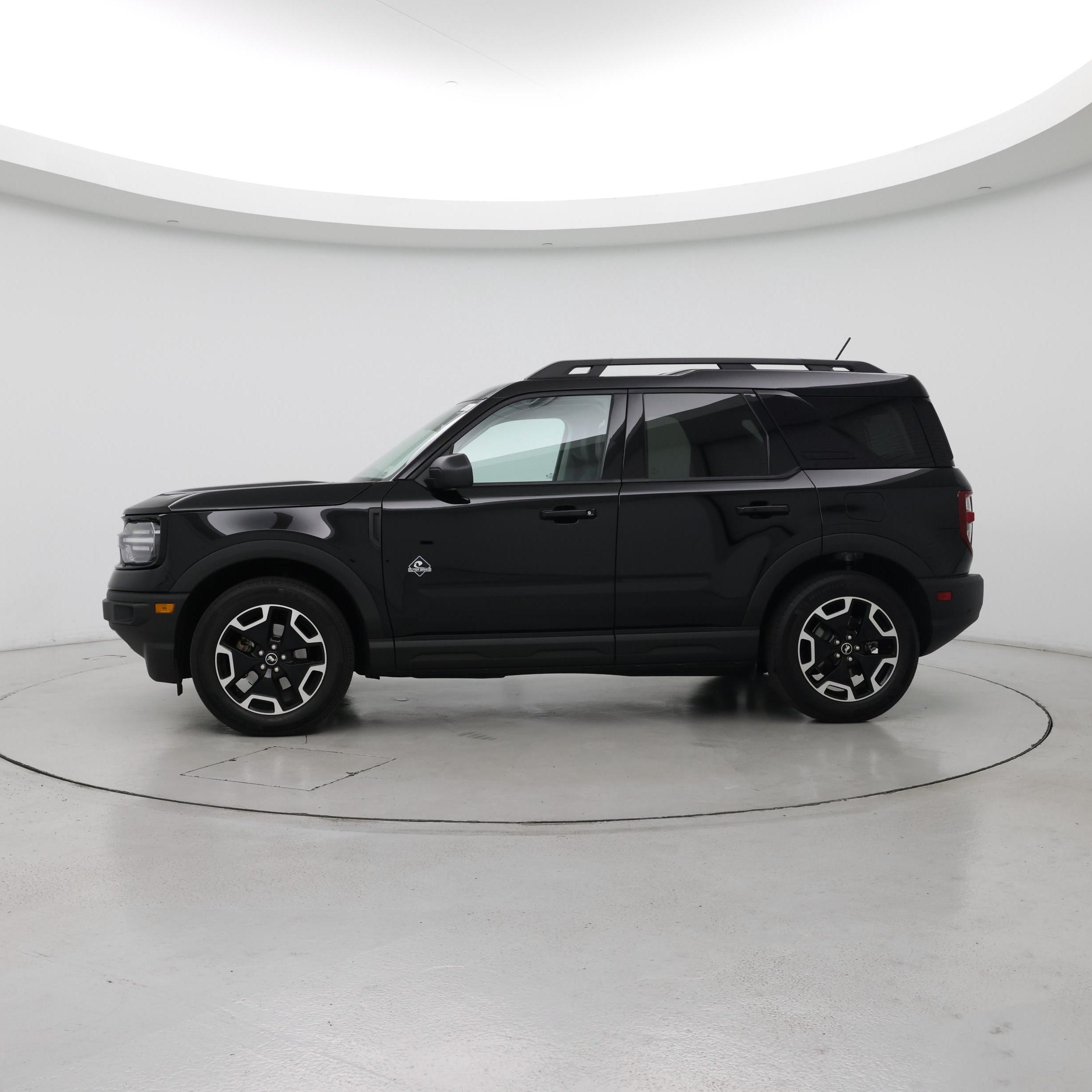 Thumbnail: 2022 Ford Bronco Sport - 3