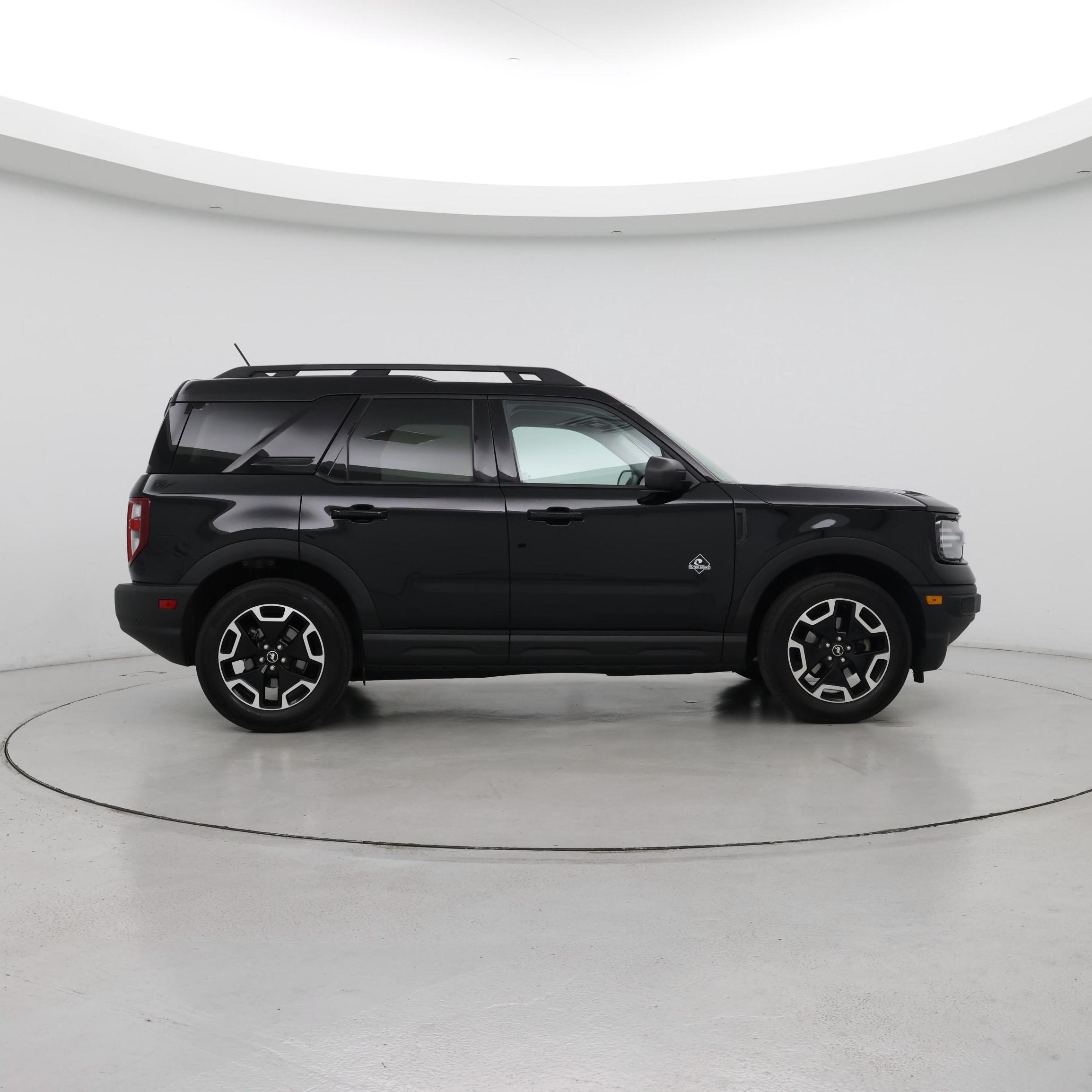 Thumbnail: 2022 Ford Bronco Sport - 7