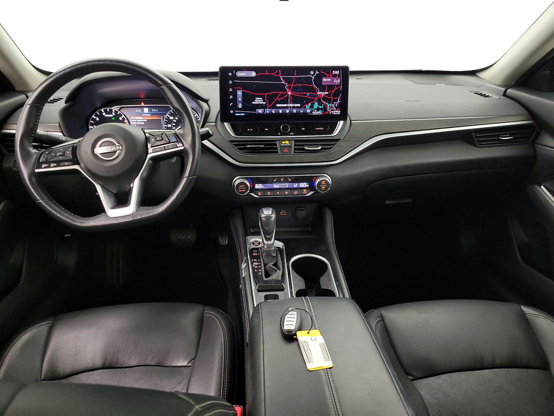 Thumbnail: 2023 Nissan Altima - 9