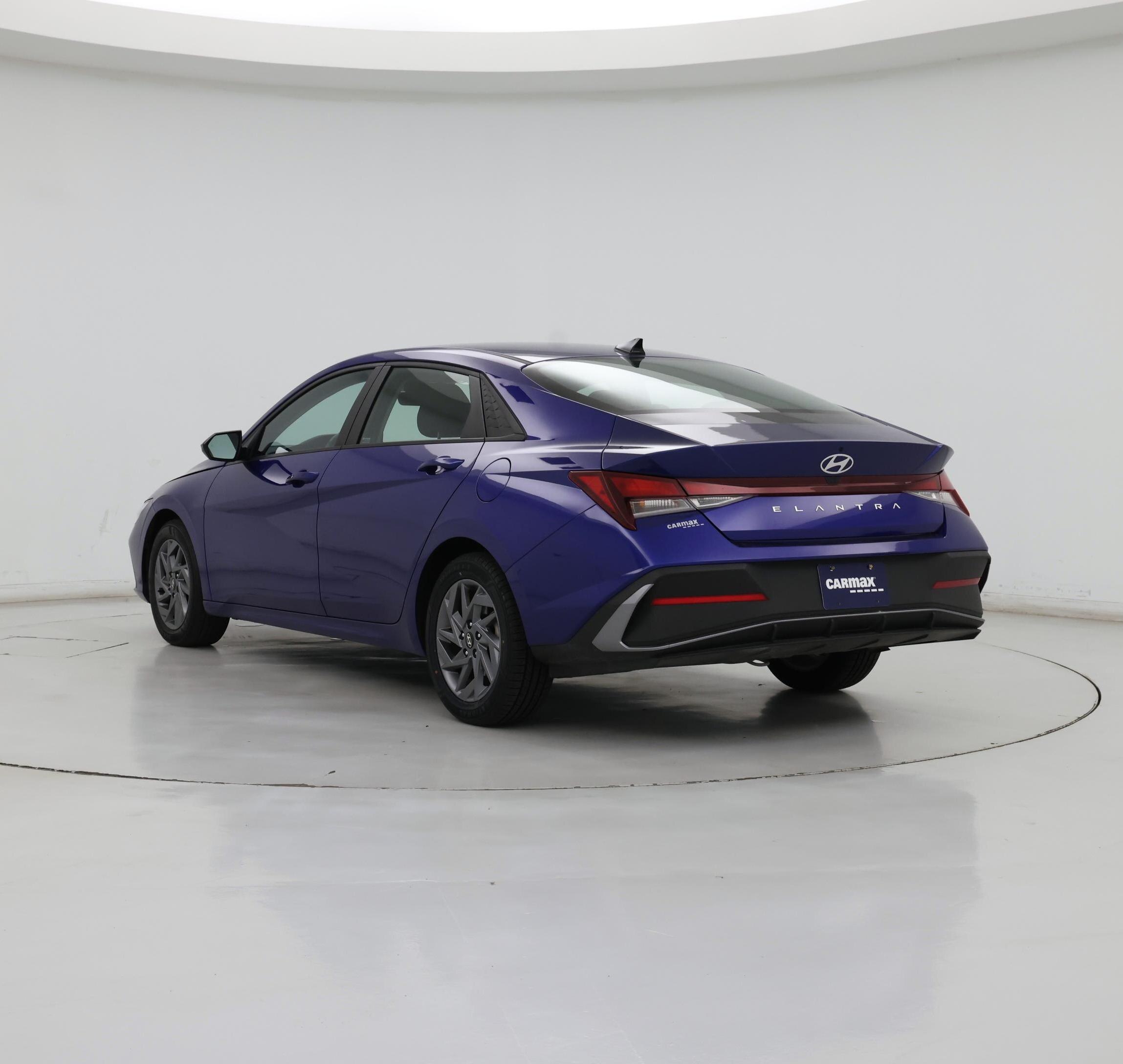 Thumbnail: 2024 Hyundai Elantra - 2