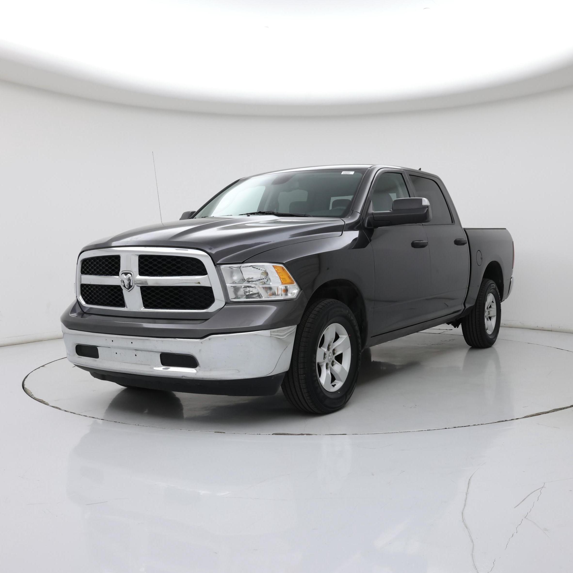 Thumbnail: 2023 RAM 1500 Classic - 4