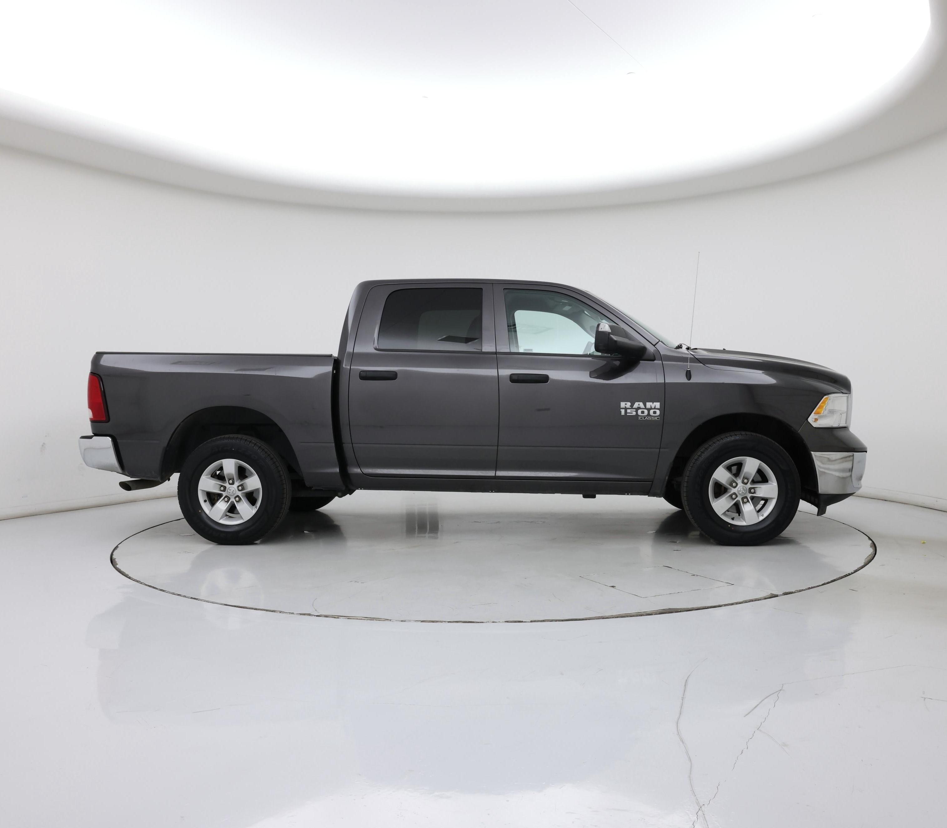 Thumbnail: 2023 RAM 1500 Classic - 7