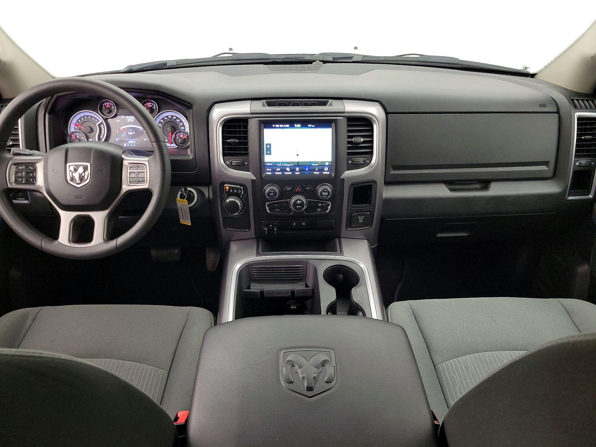 Thumbnail: 2023 RAM 1500 Classic - 9