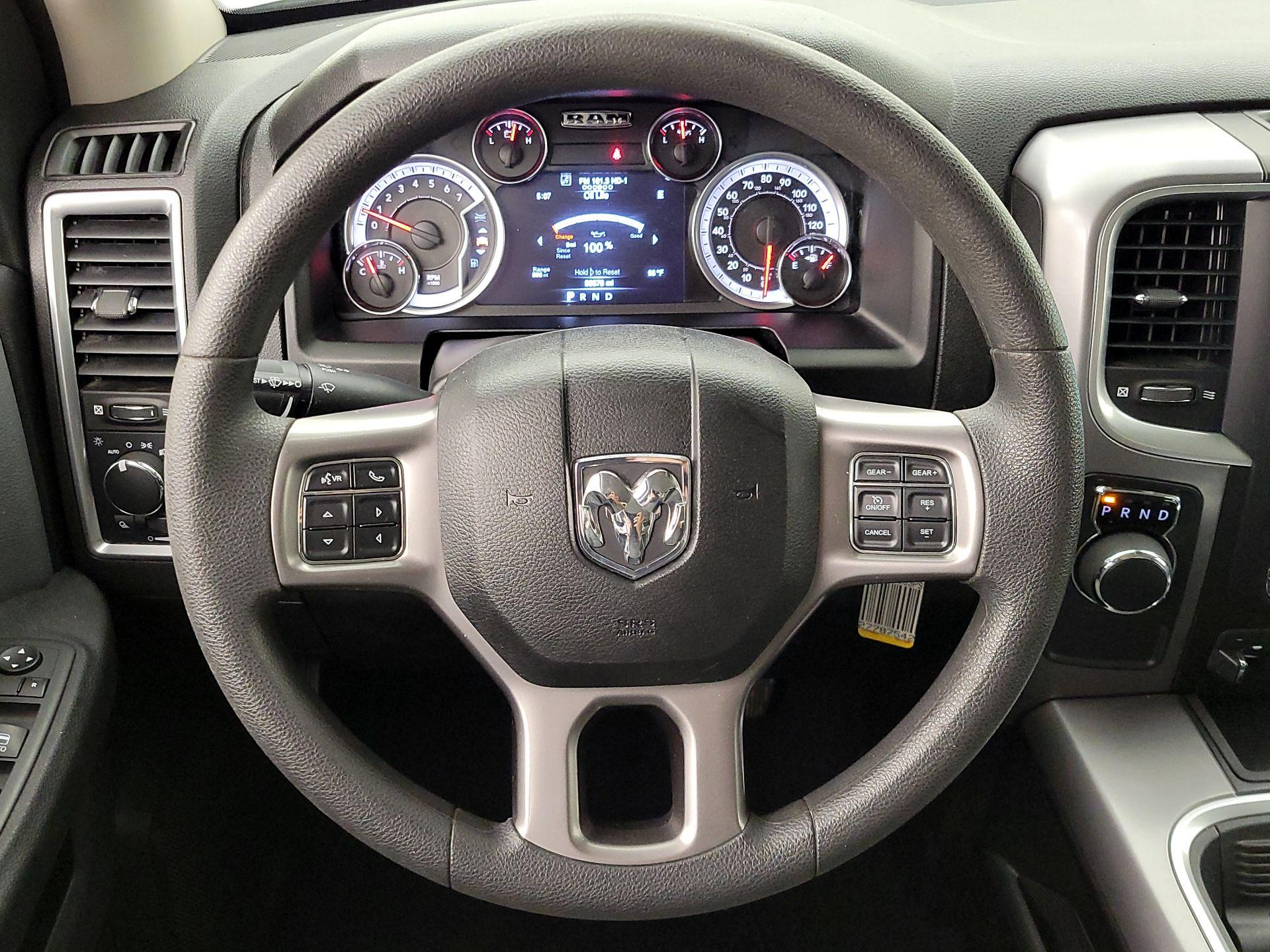 Thumbnail: 2023 RAM 1500 Classic - 10