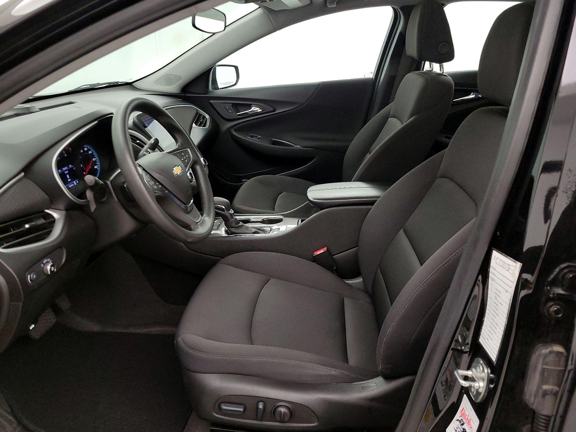 Thumbnail: 2024 Chevrolet Malibu - 11