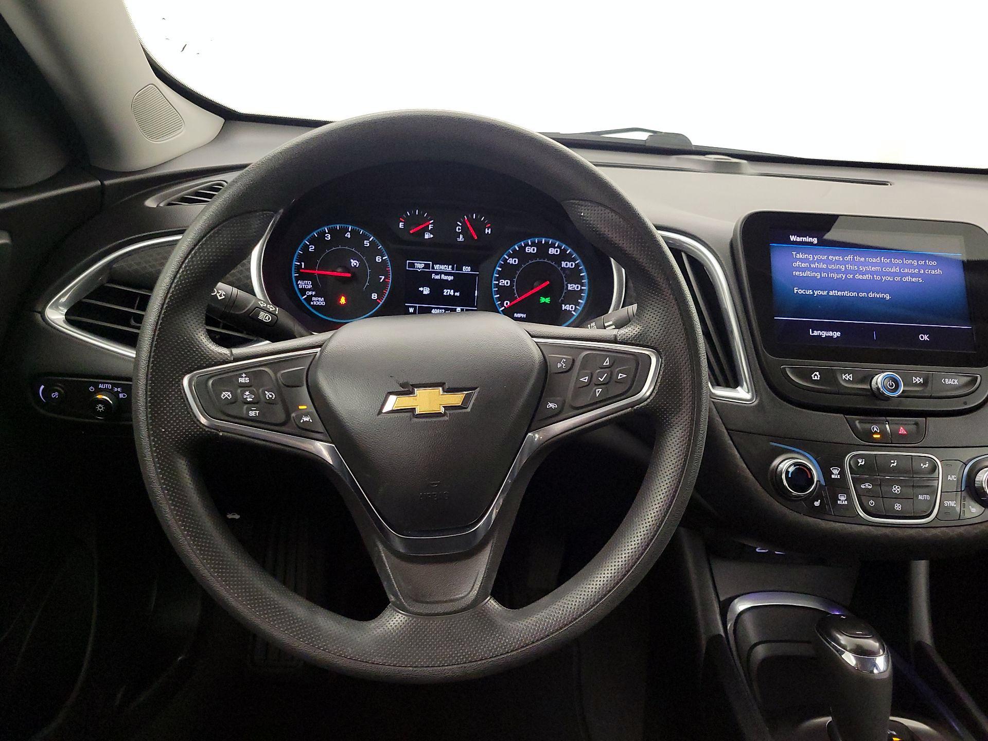 Thumbnail: 2020 Chevrolet Malibu - 10