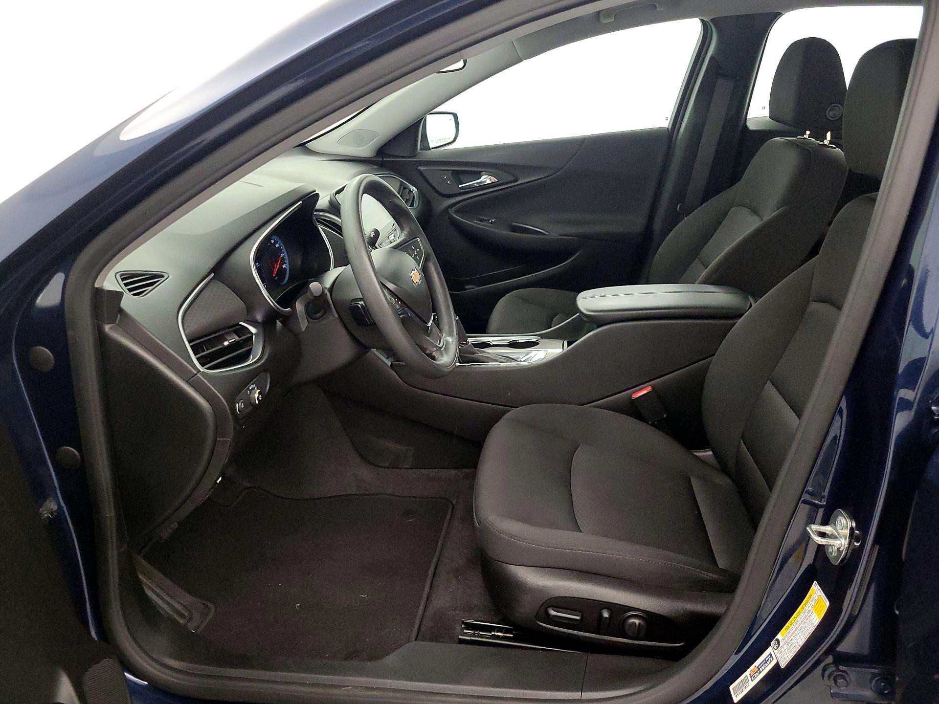 Thumbnail: 2020 Chevrolet Malibu - 11