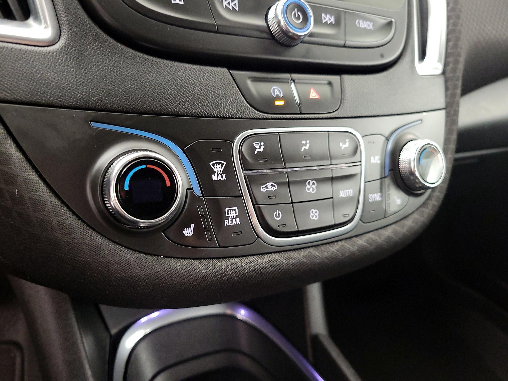 Thumbnail: 2020 Chevrolet Malibu - 16