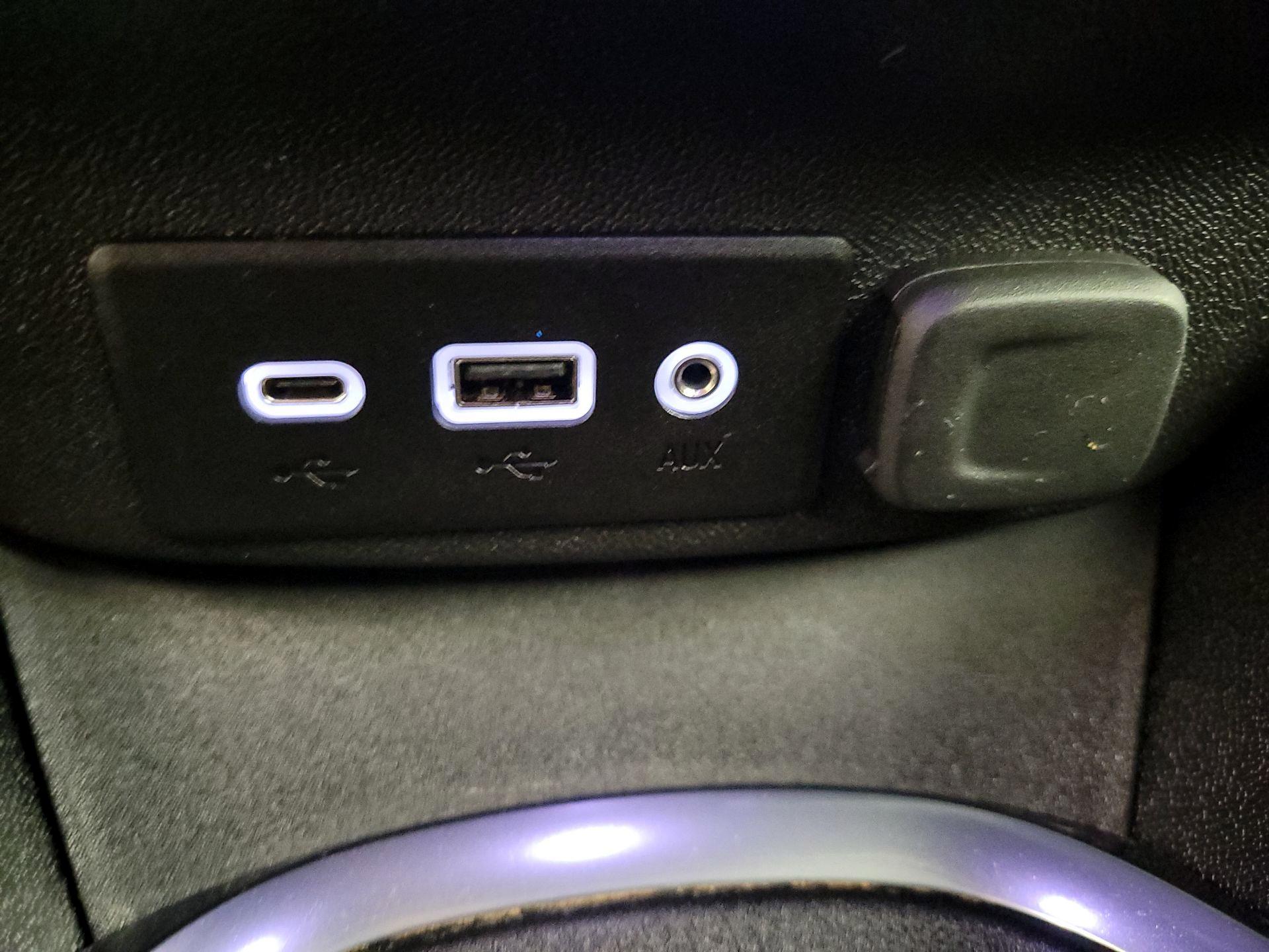 Thumbnail: 2020 Chevrolet Malibu - 18