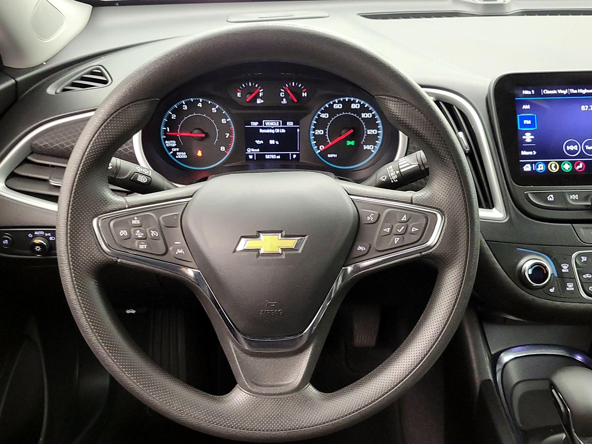 Thumbnail: 2023 Chevrolet Malibu - 10