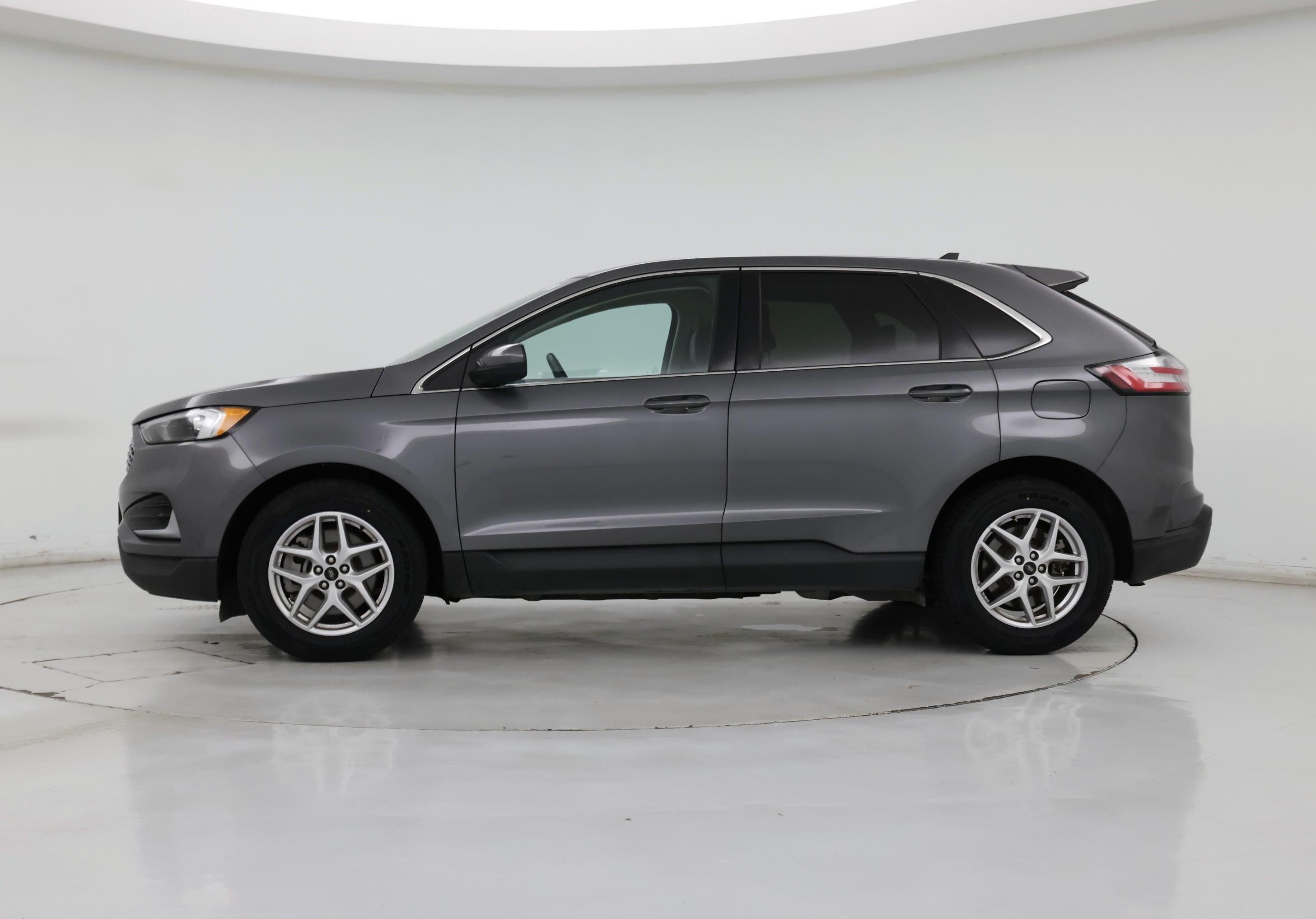 Thumbnail: 2024 Ford Edge - 3