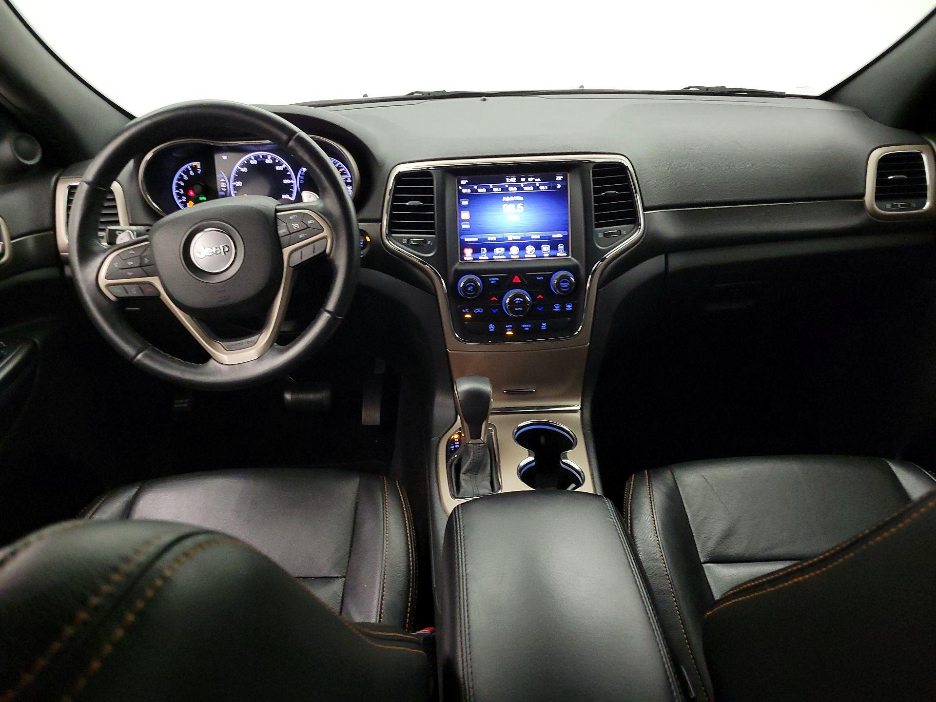 Thumbnail: 2016 Jeep Grand Cherokee - 9