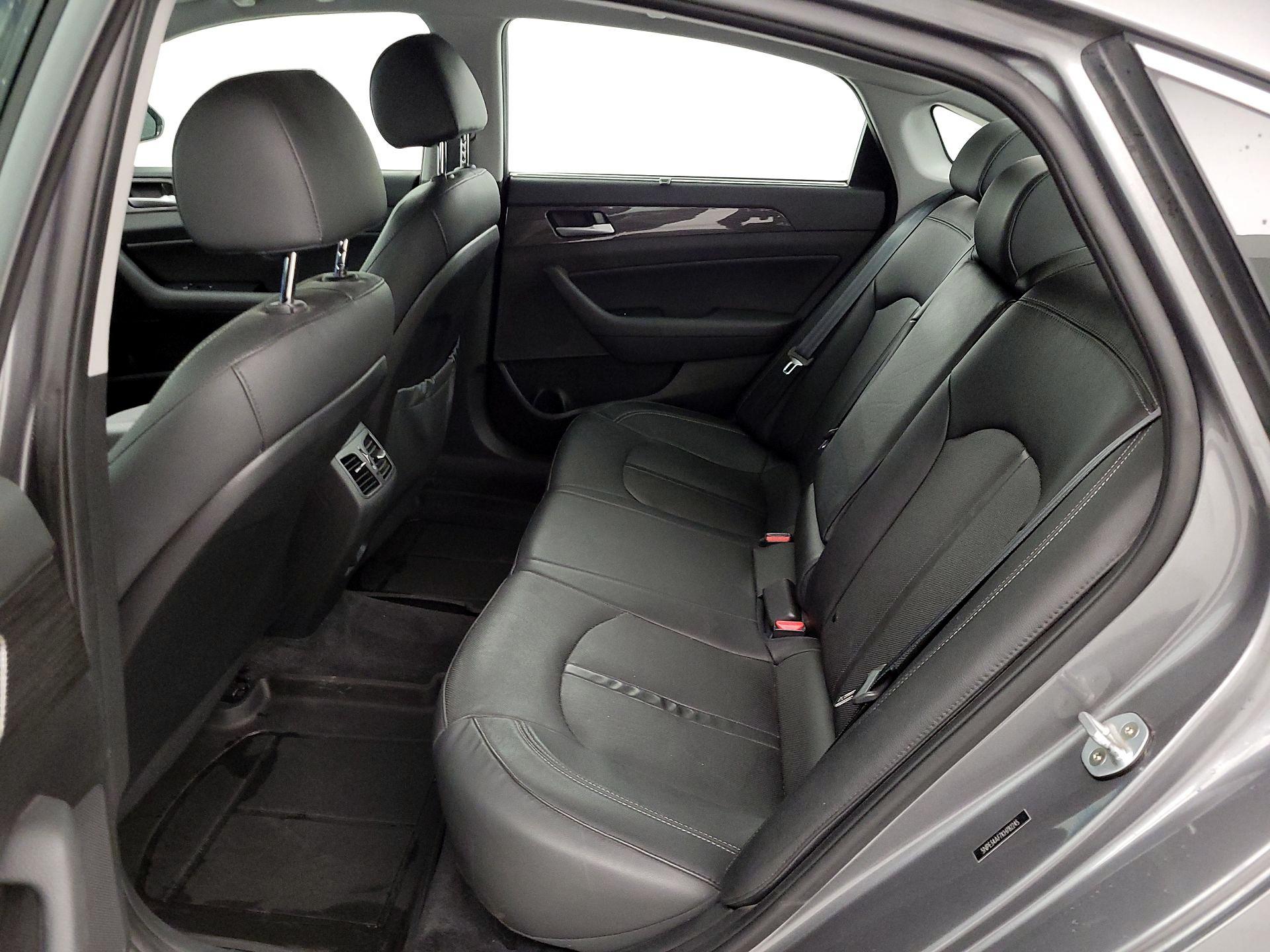 Thumbnail: 2019 Hyundai Sonata - 20